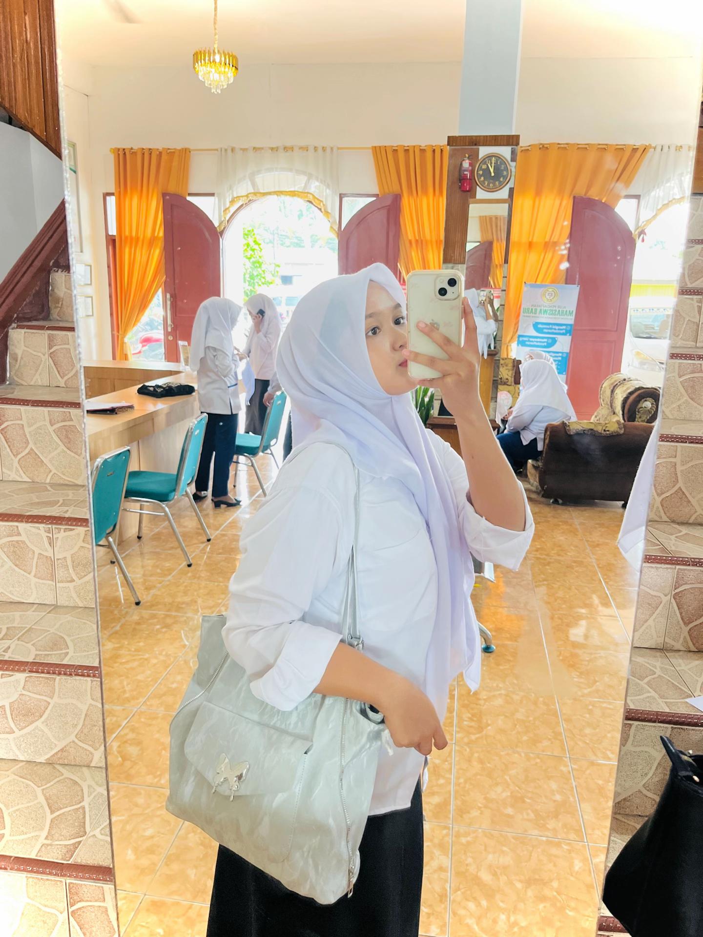 @Nisaakk🦋
