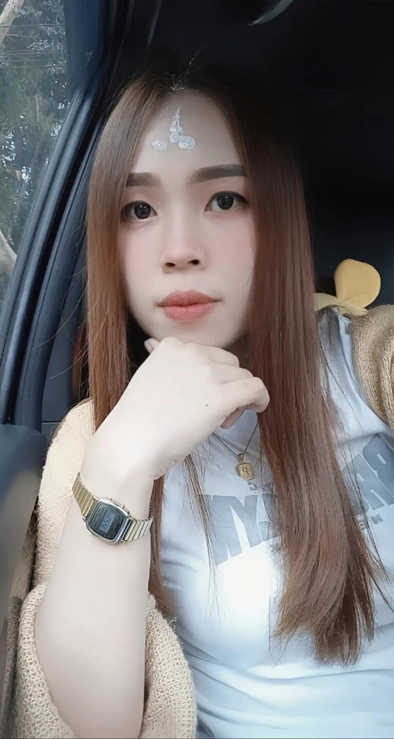@🧁P A O💛1992🥳