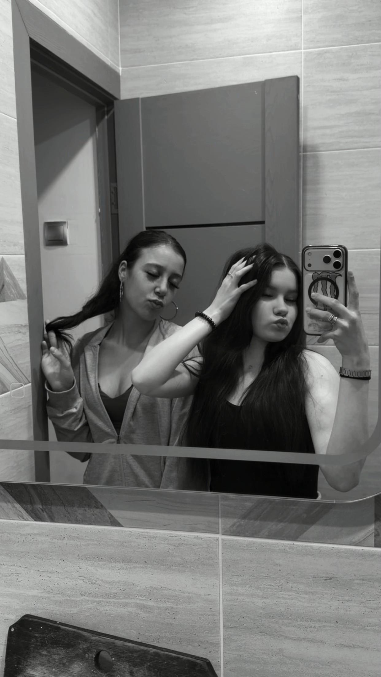 @milenixx_k0