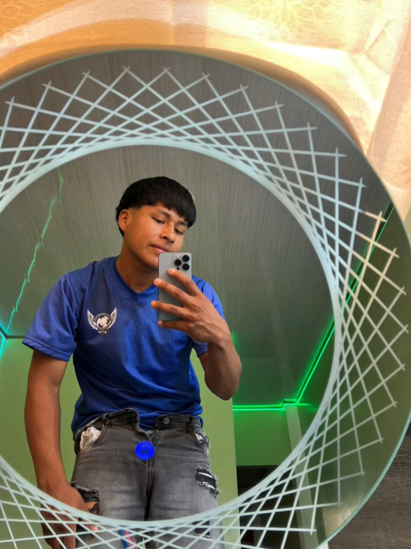 @yanguami 💙
