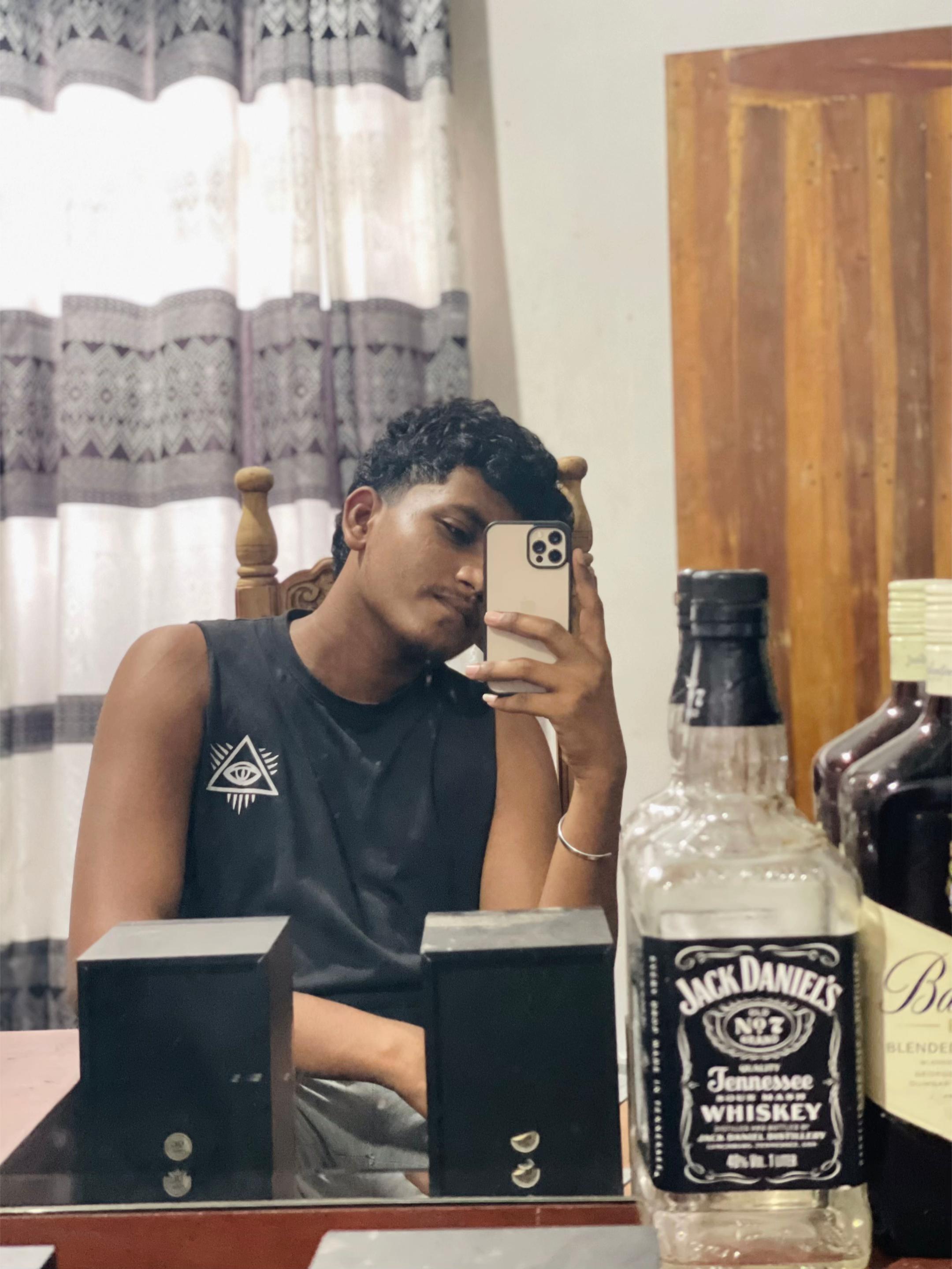 @Buvindu_s