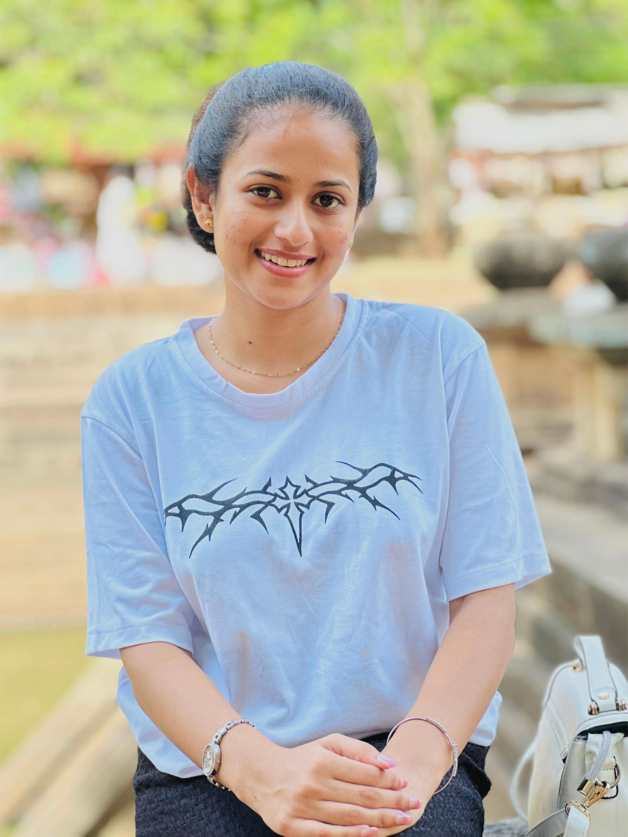 @_Rishel Tashiya🪬🧿_