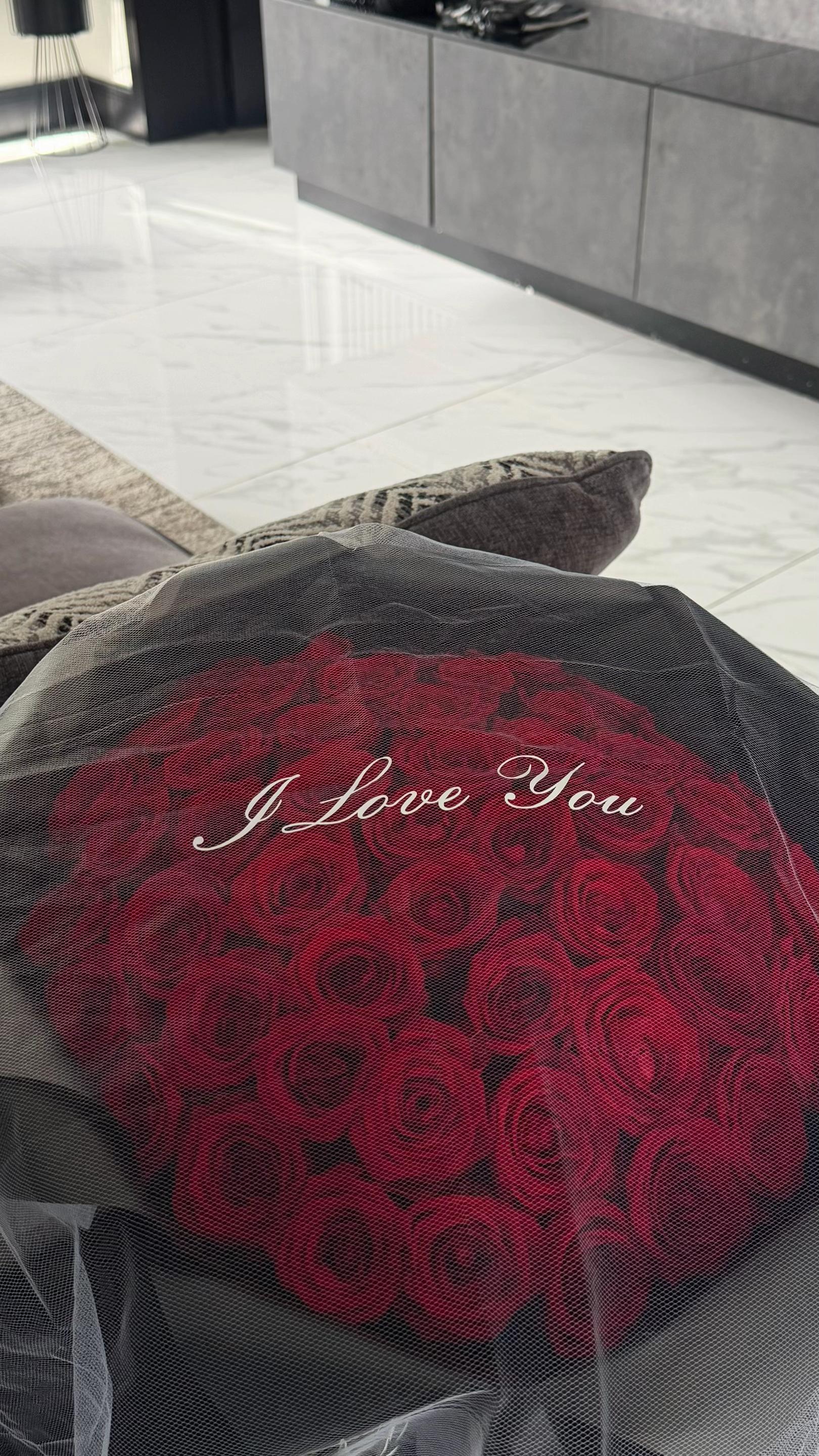 @floralsaurora