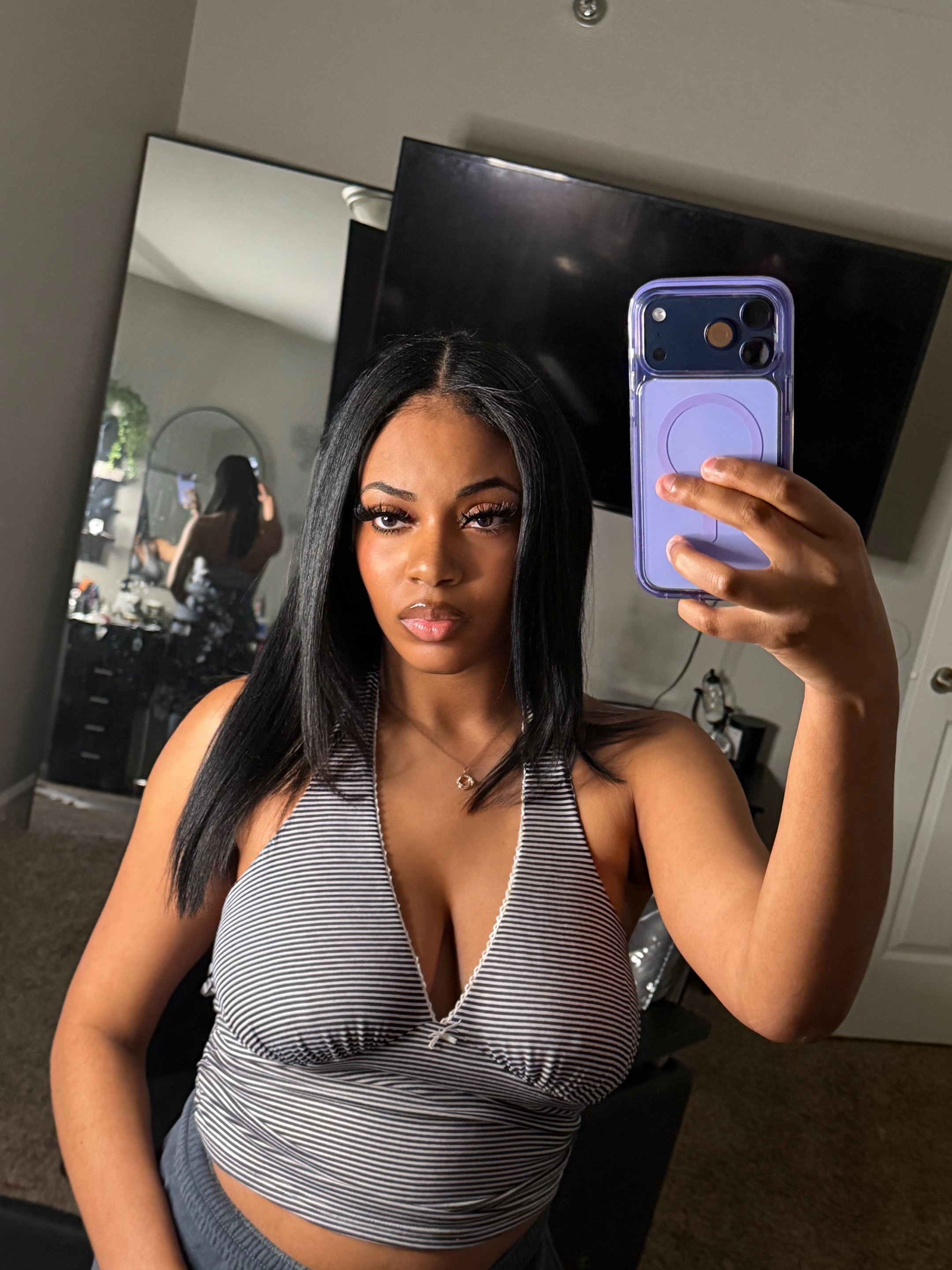 @yourgirlkaylakay