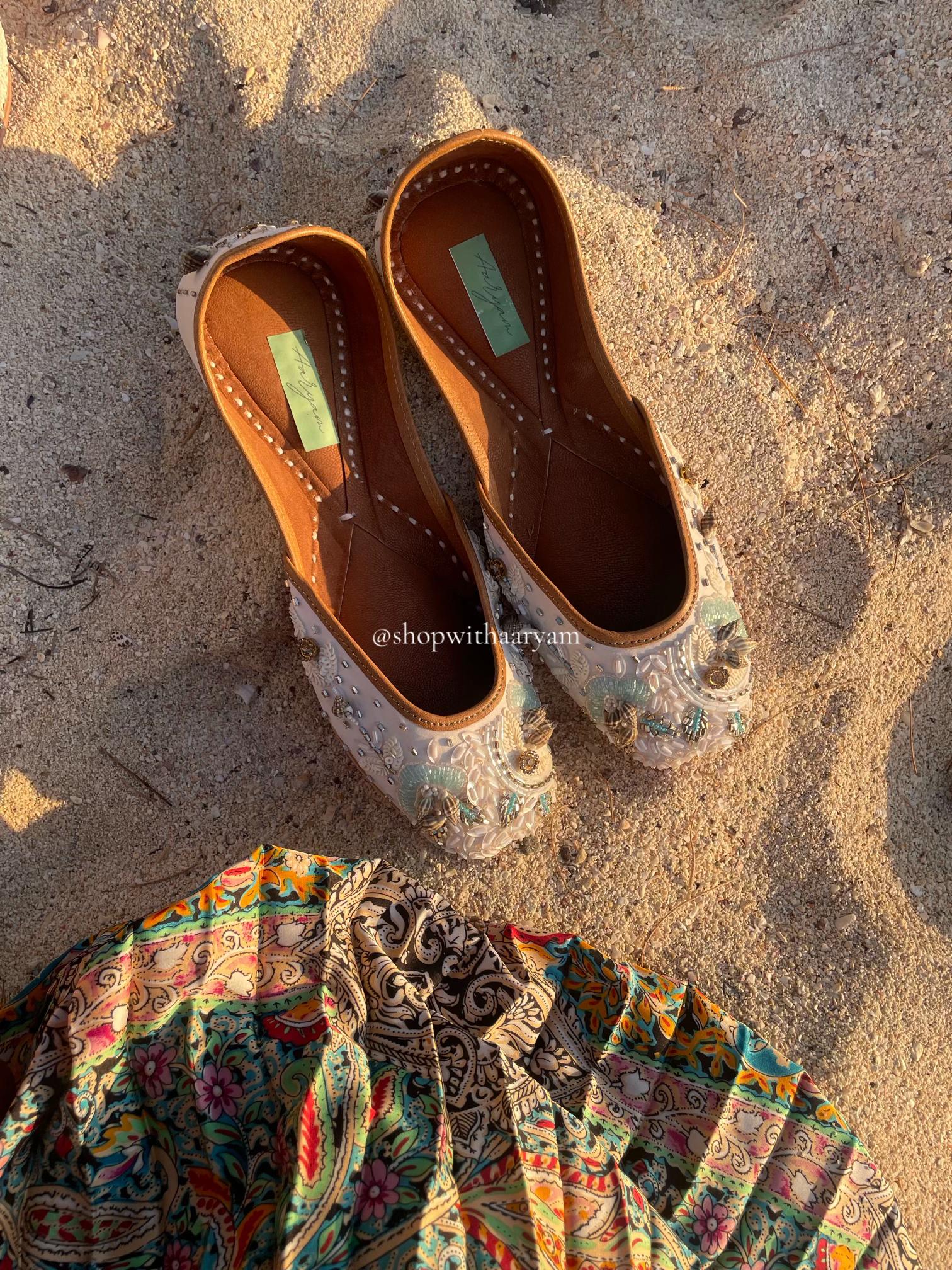 @shopwithaaryam