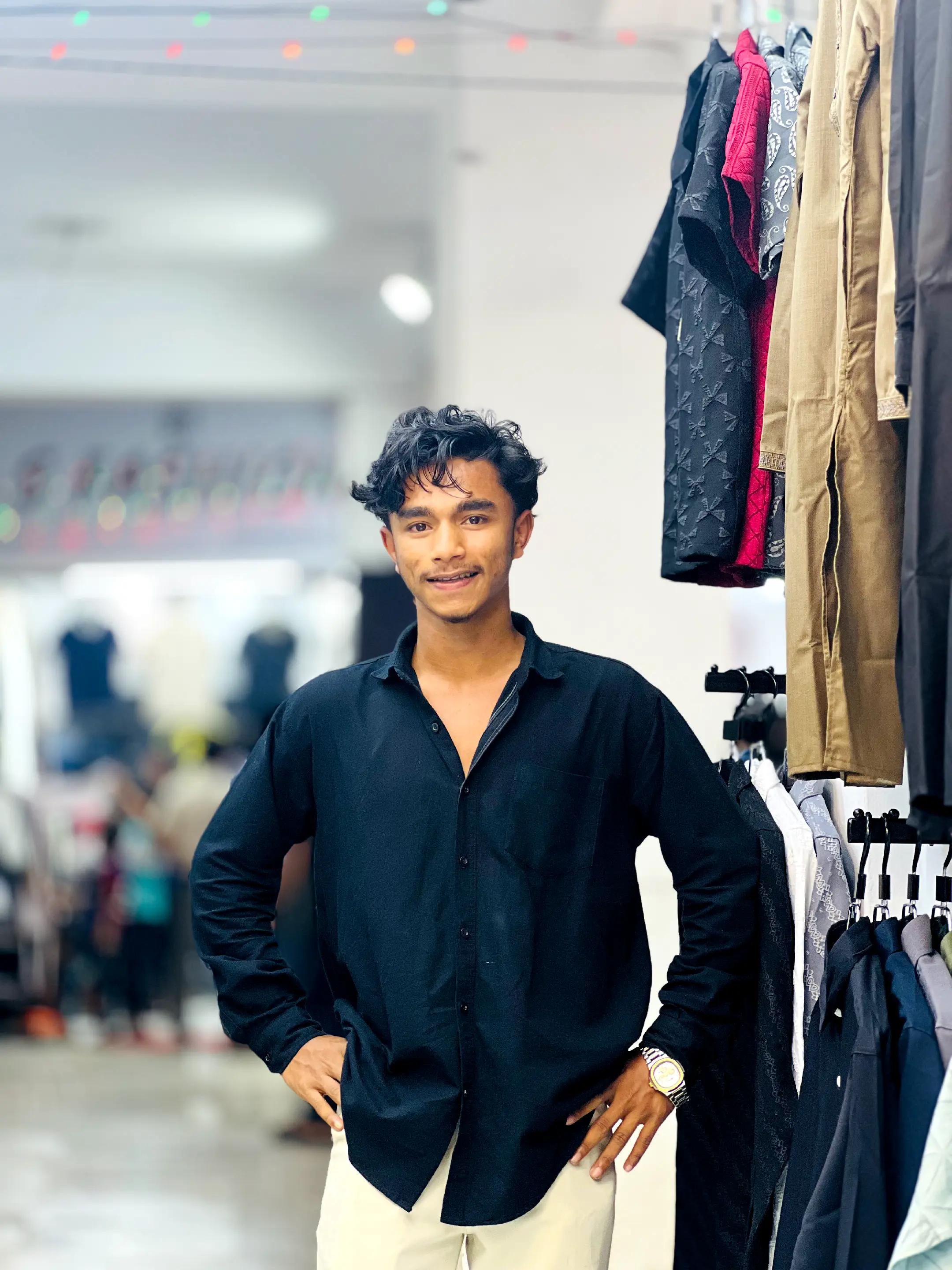 @𝐀𝐝𝐧𝐚𝐧 𝐉𝐢𝐦𝐨𝐧