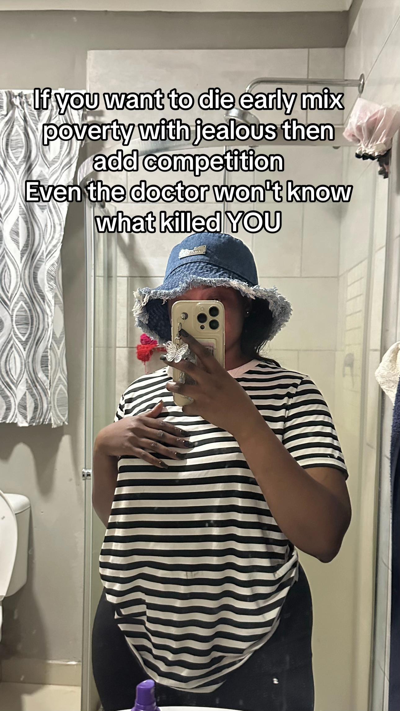 @VERONICA MANAGA🤍