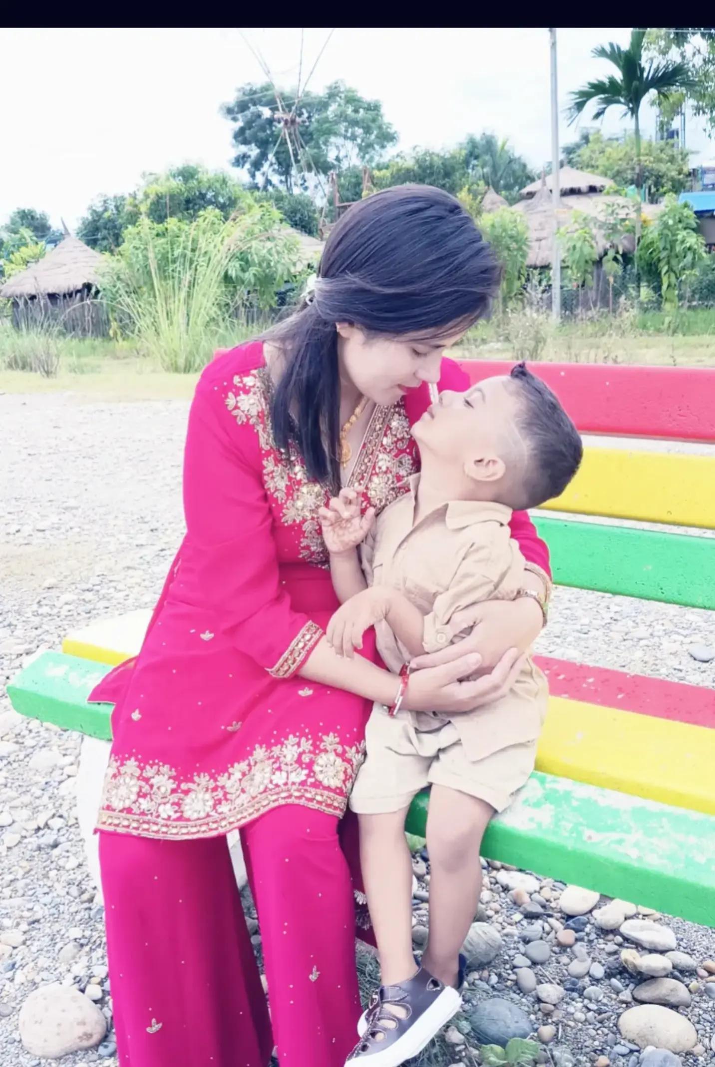 @Soniyasharma11 👮🇳🇵