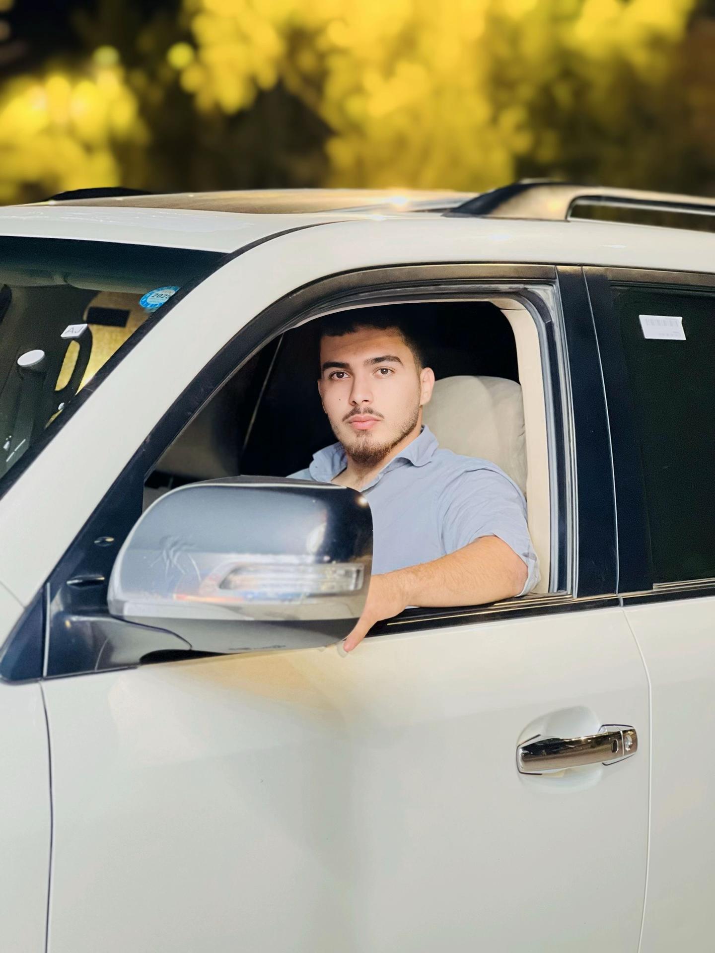 @هۆشمەند بنگردی