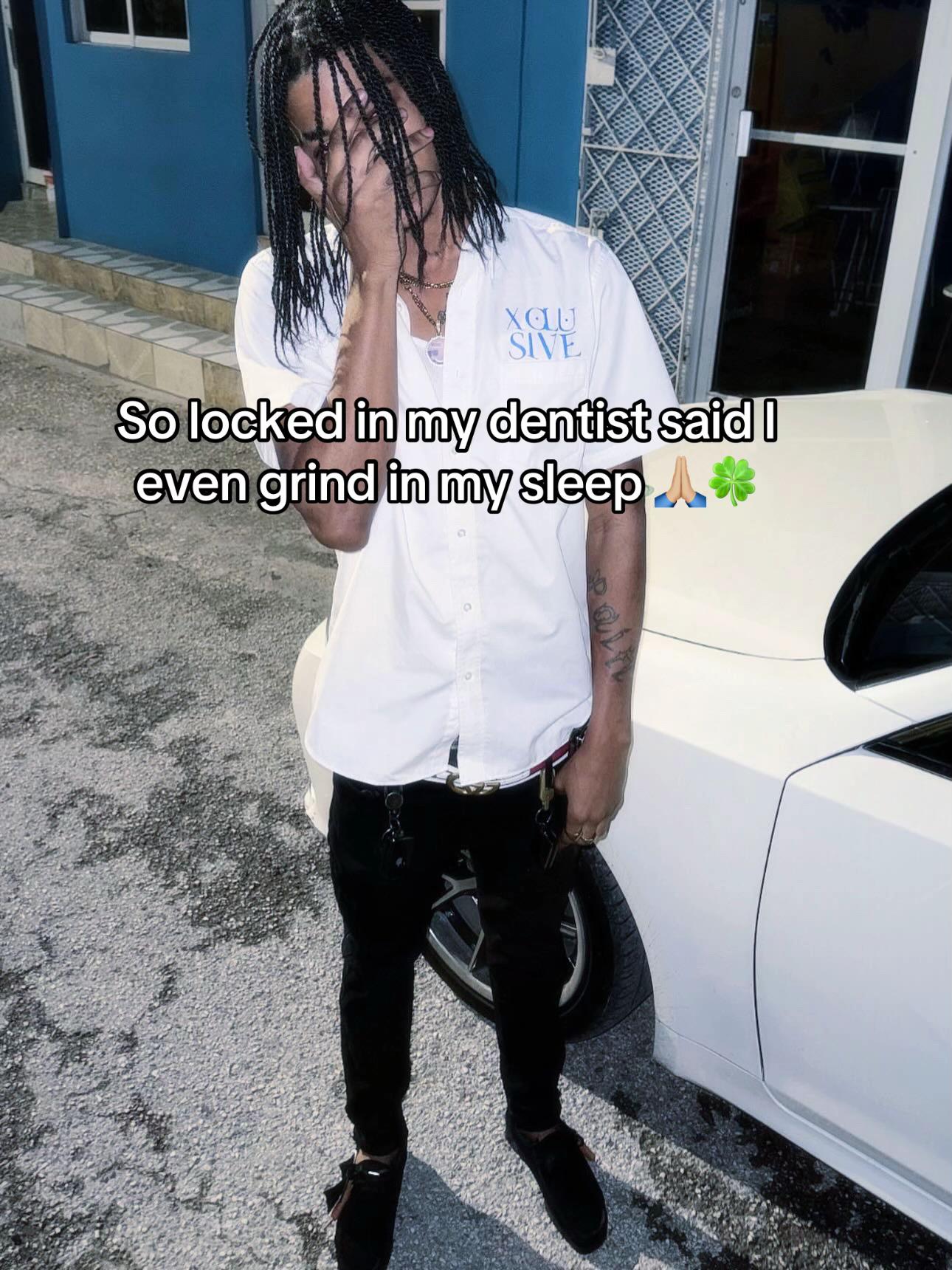 @Shello🖤