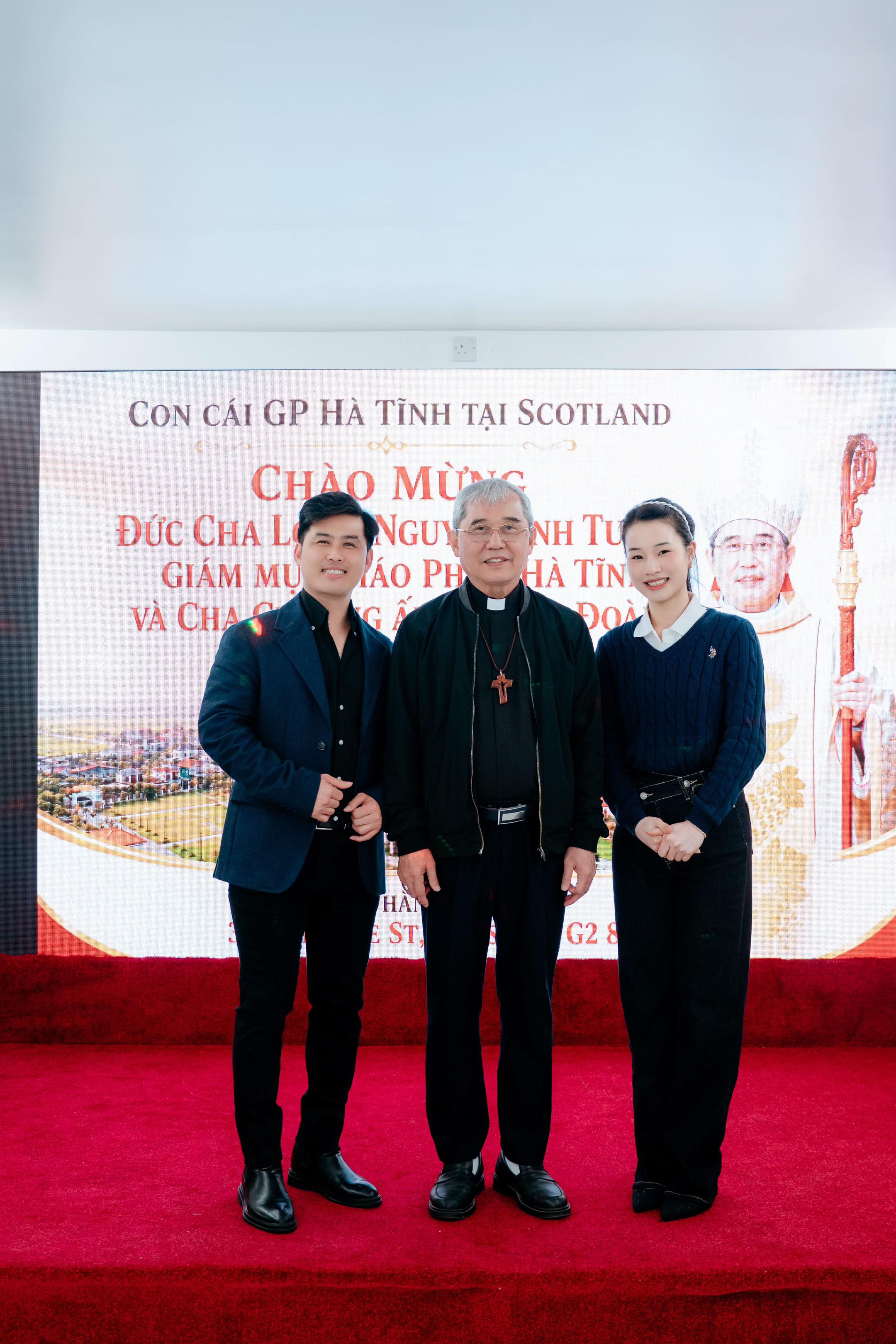 @&Aacute; Thanh Thương Official