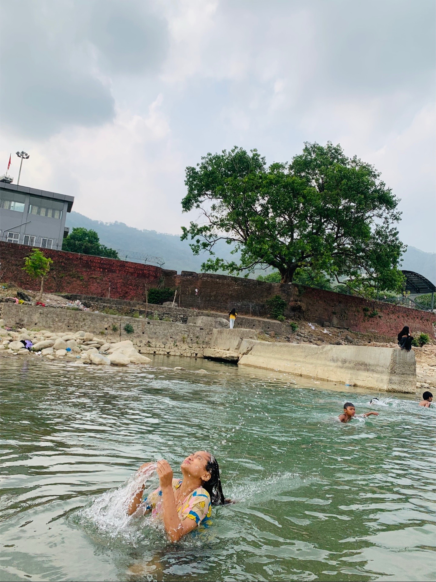 @Anup junk🕉️