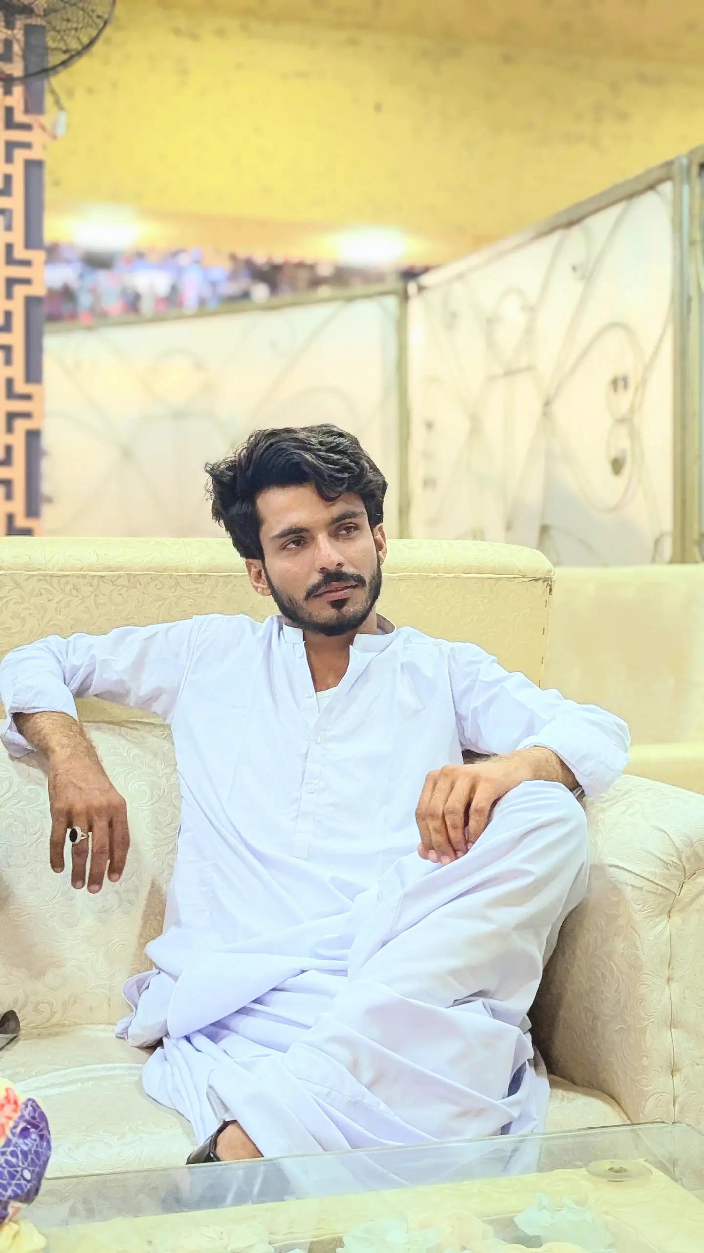 @MuنsiF Saرgaنi