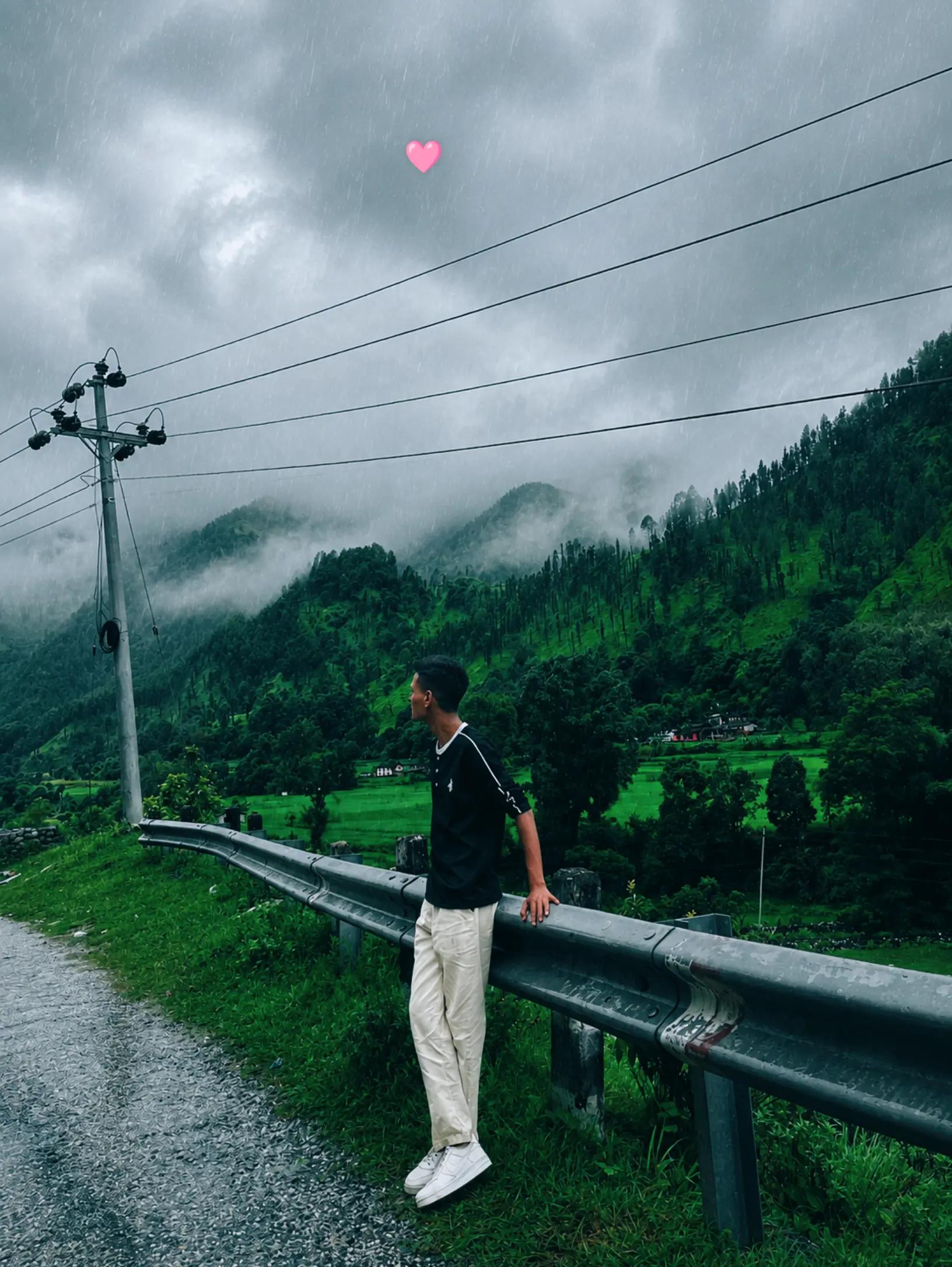 @निरज सिंह धामी