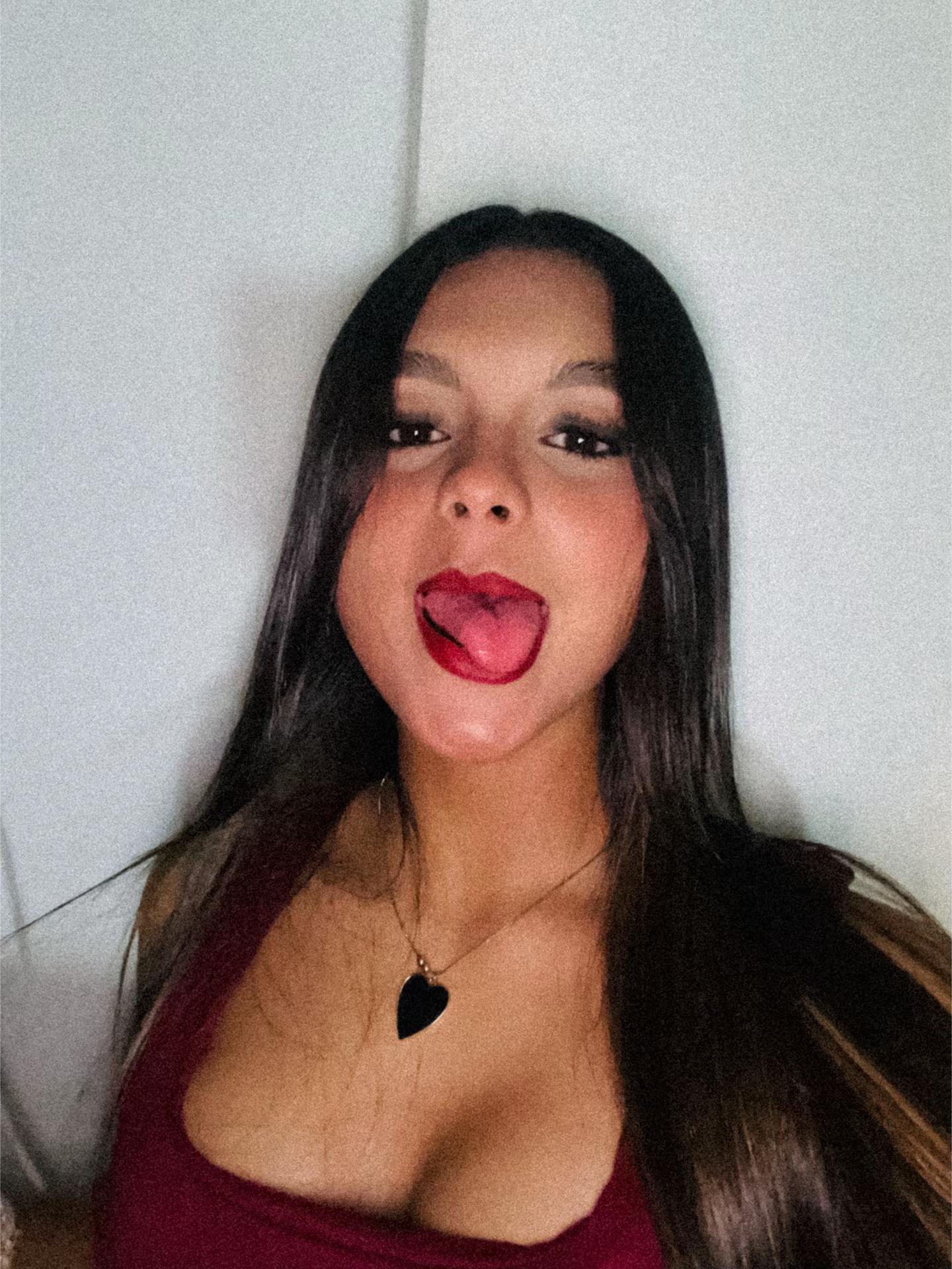 @𝓥