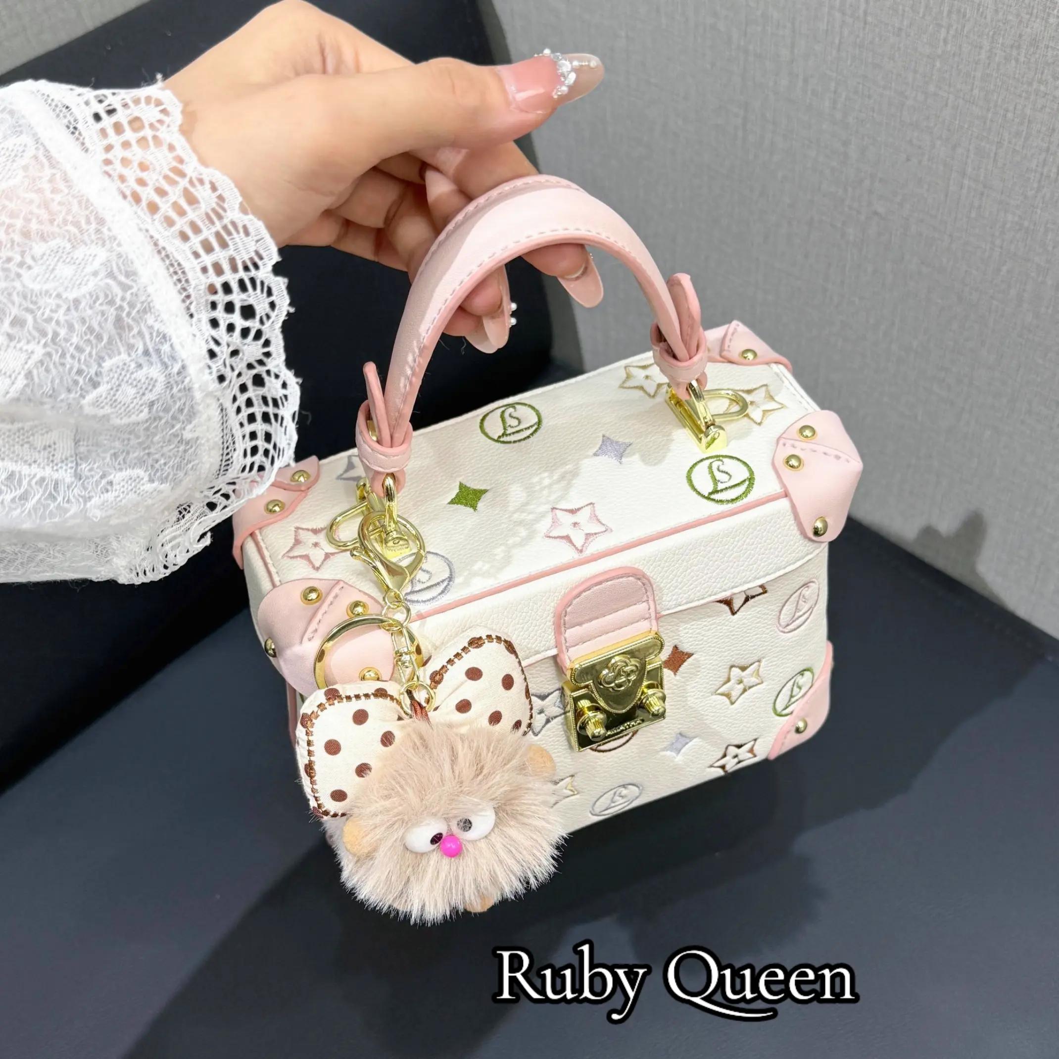 @RUBY QUEEN