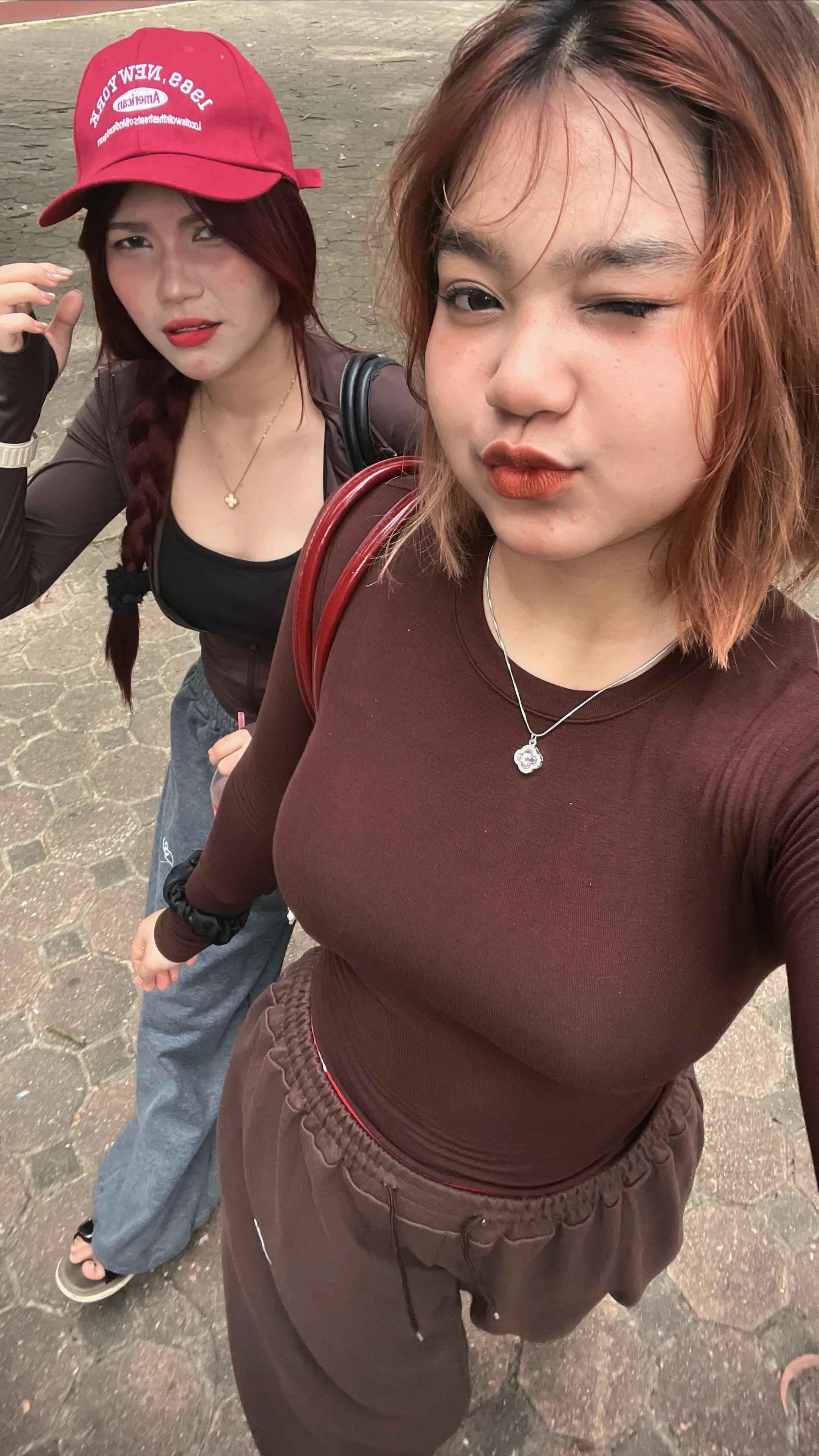 @_ /-/KP