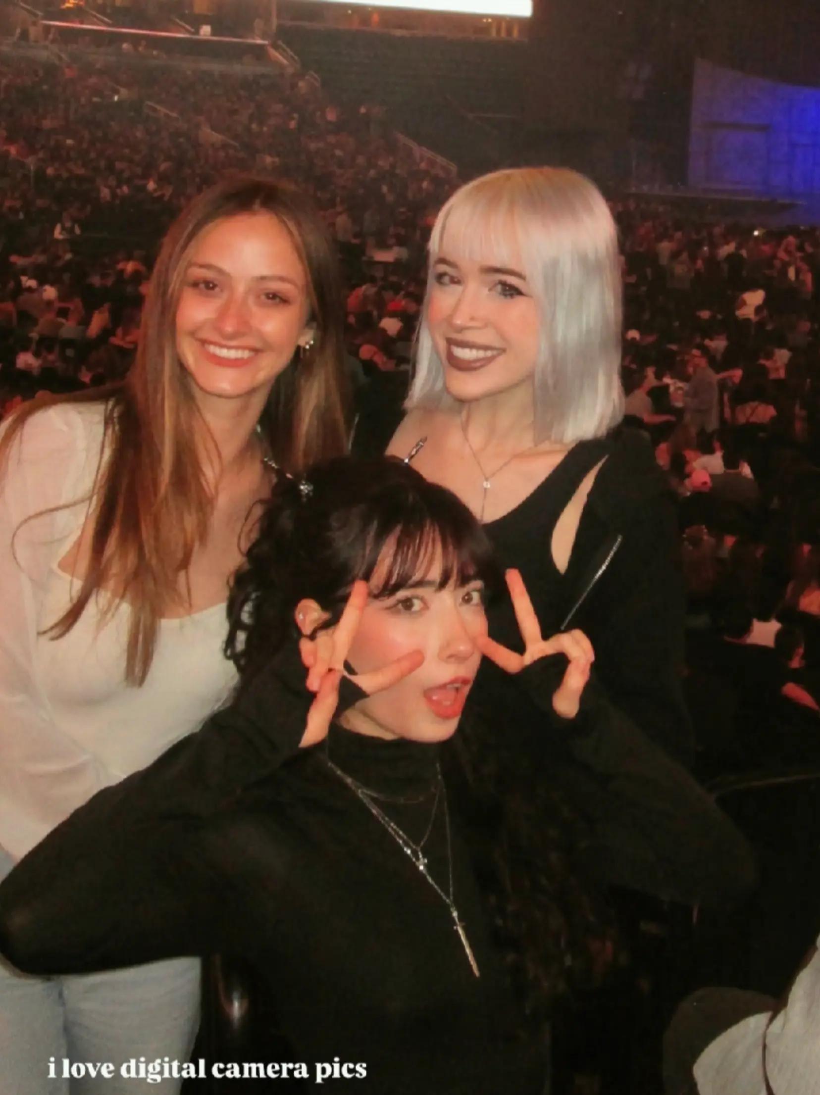 @˚ԋαɳιƚα Ⴆɾι﹏🧟♀️