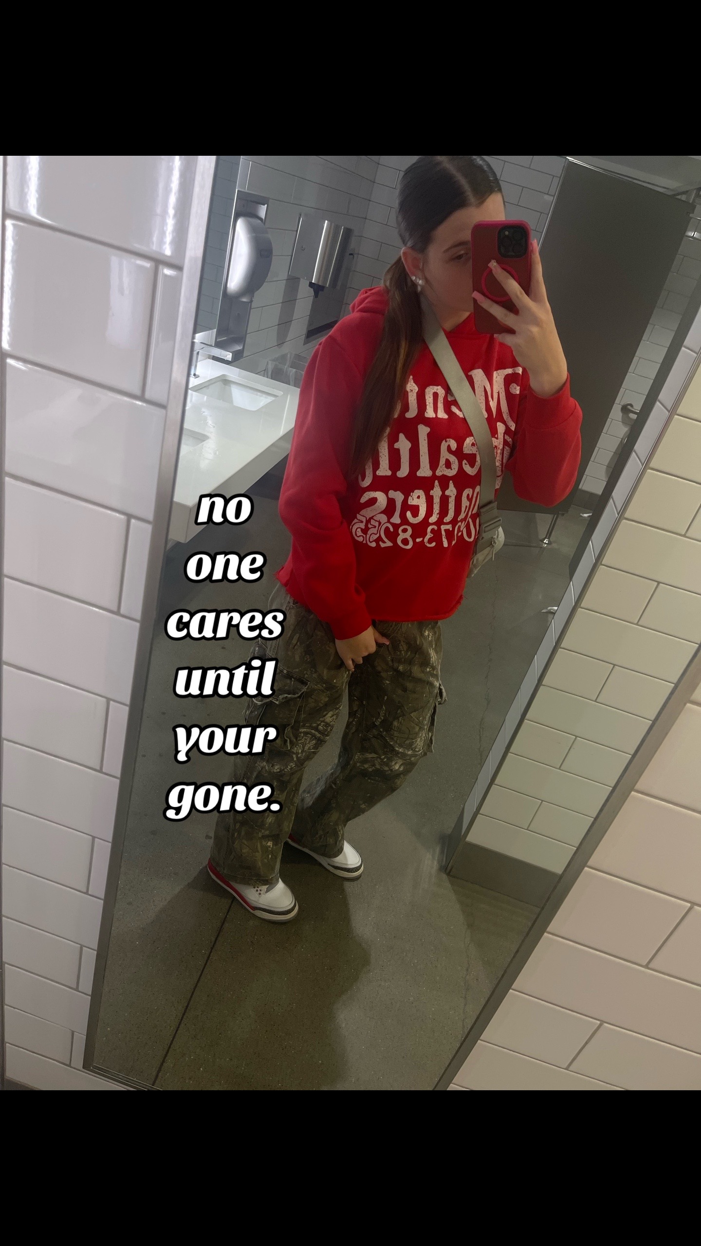 @👻.