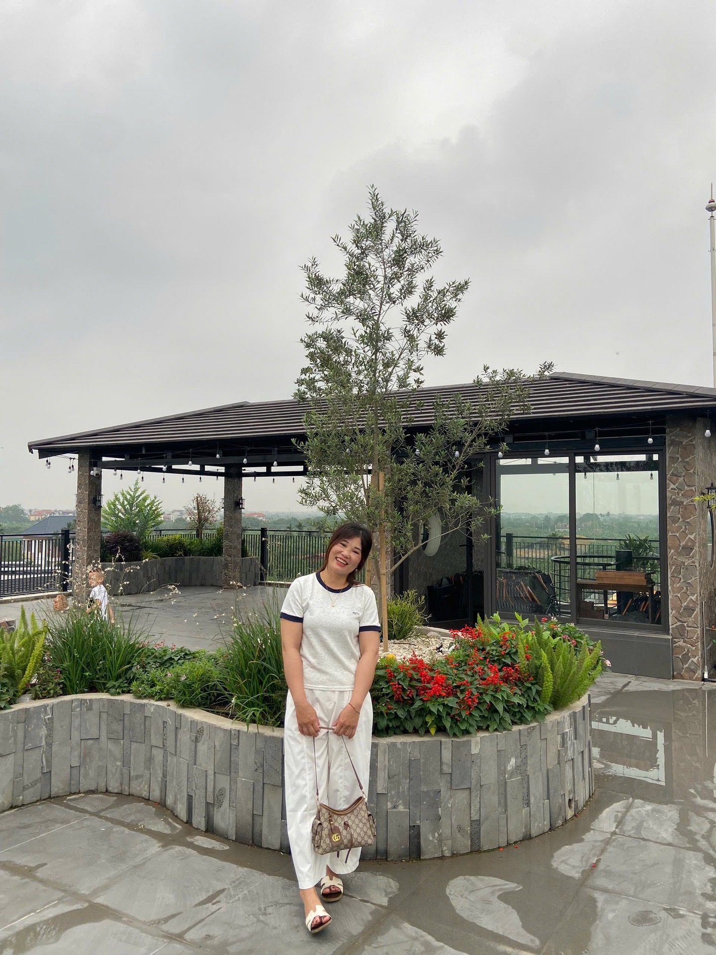 @Mẹ c&ograve;