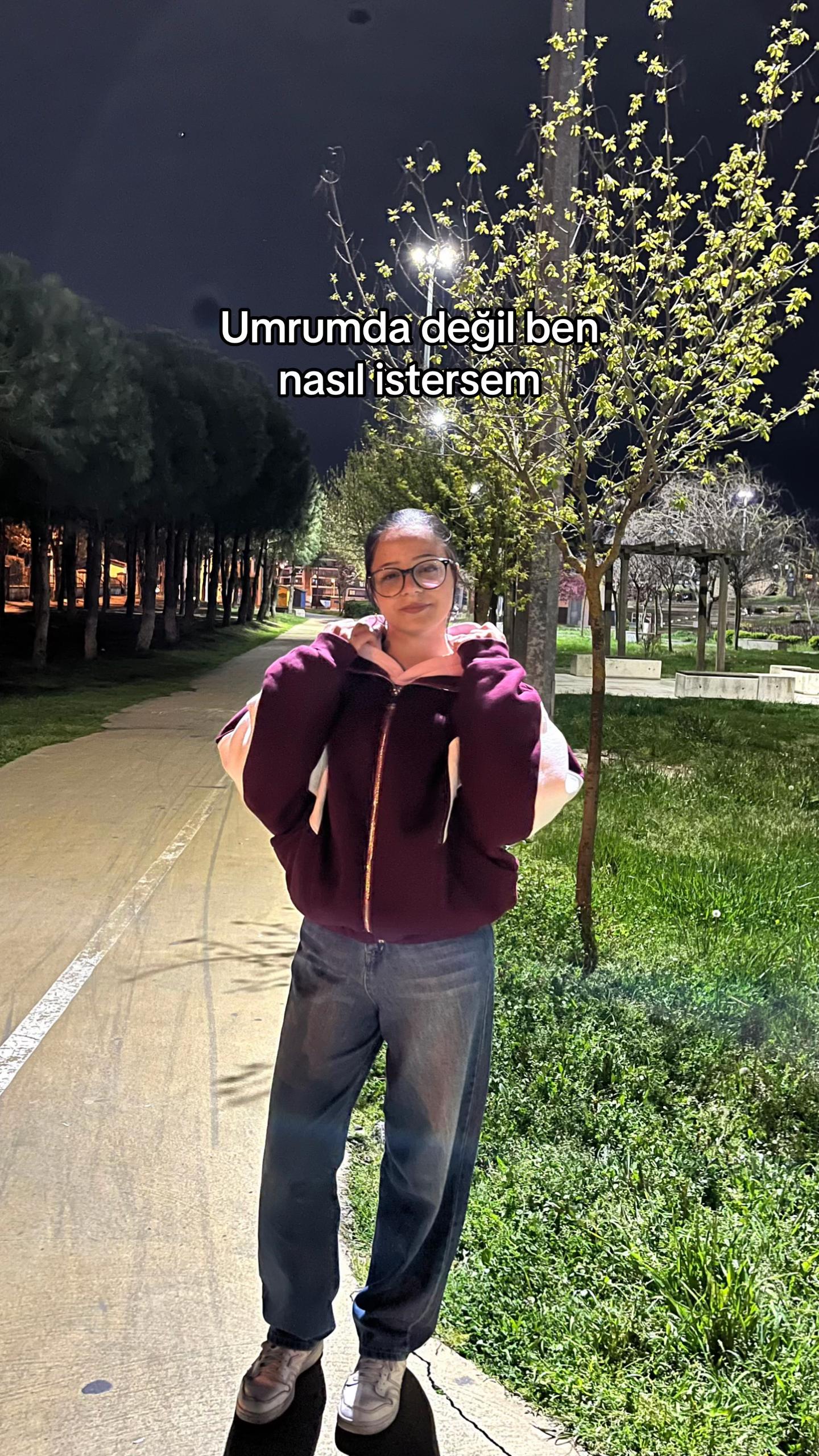 @🕷️🕸️