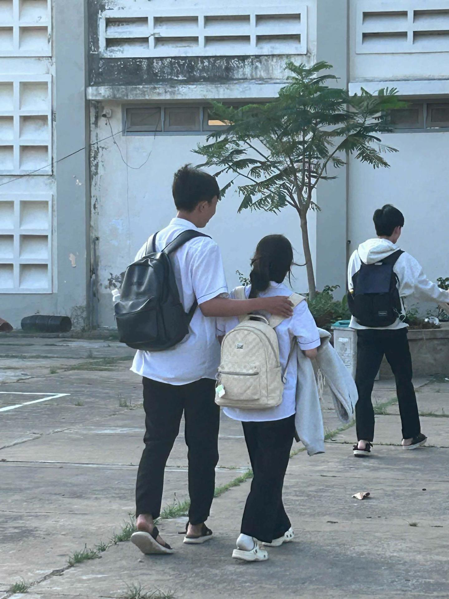 @𝘕𝘩𝘶𝘵𝘛𝘳𝘶𝘯𝘨