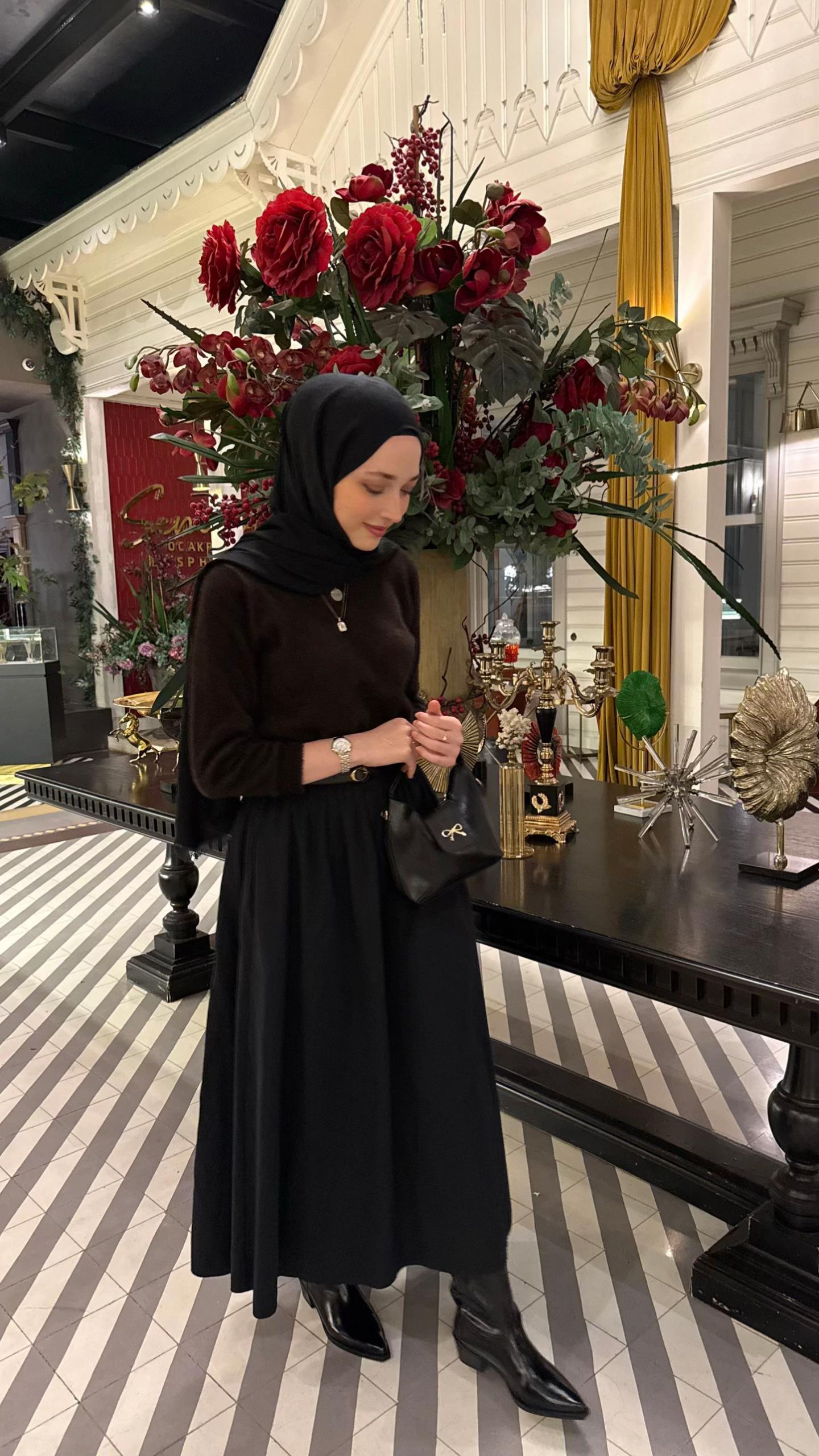 @Zehra Akdere