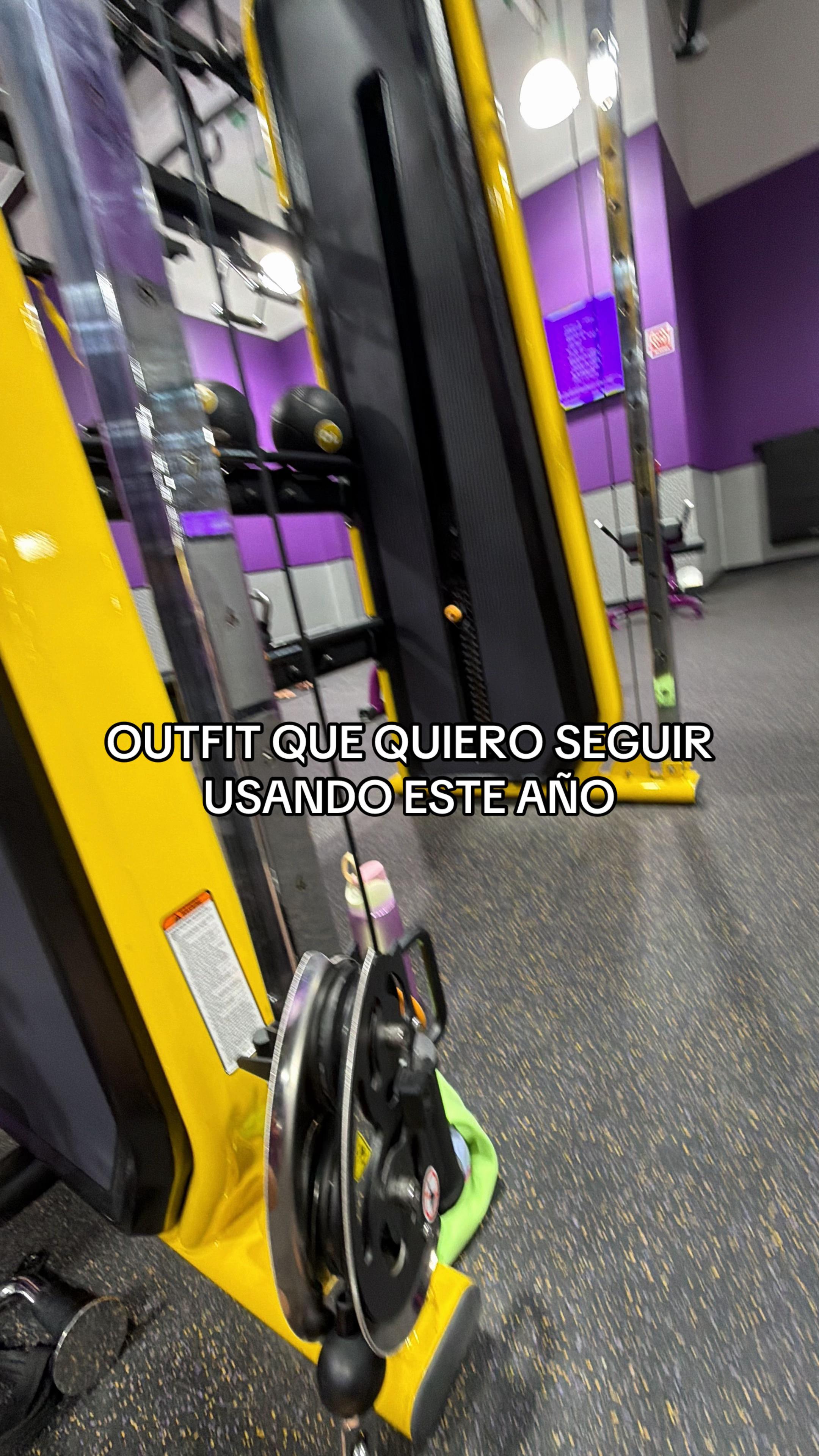 @Angie Cáceres