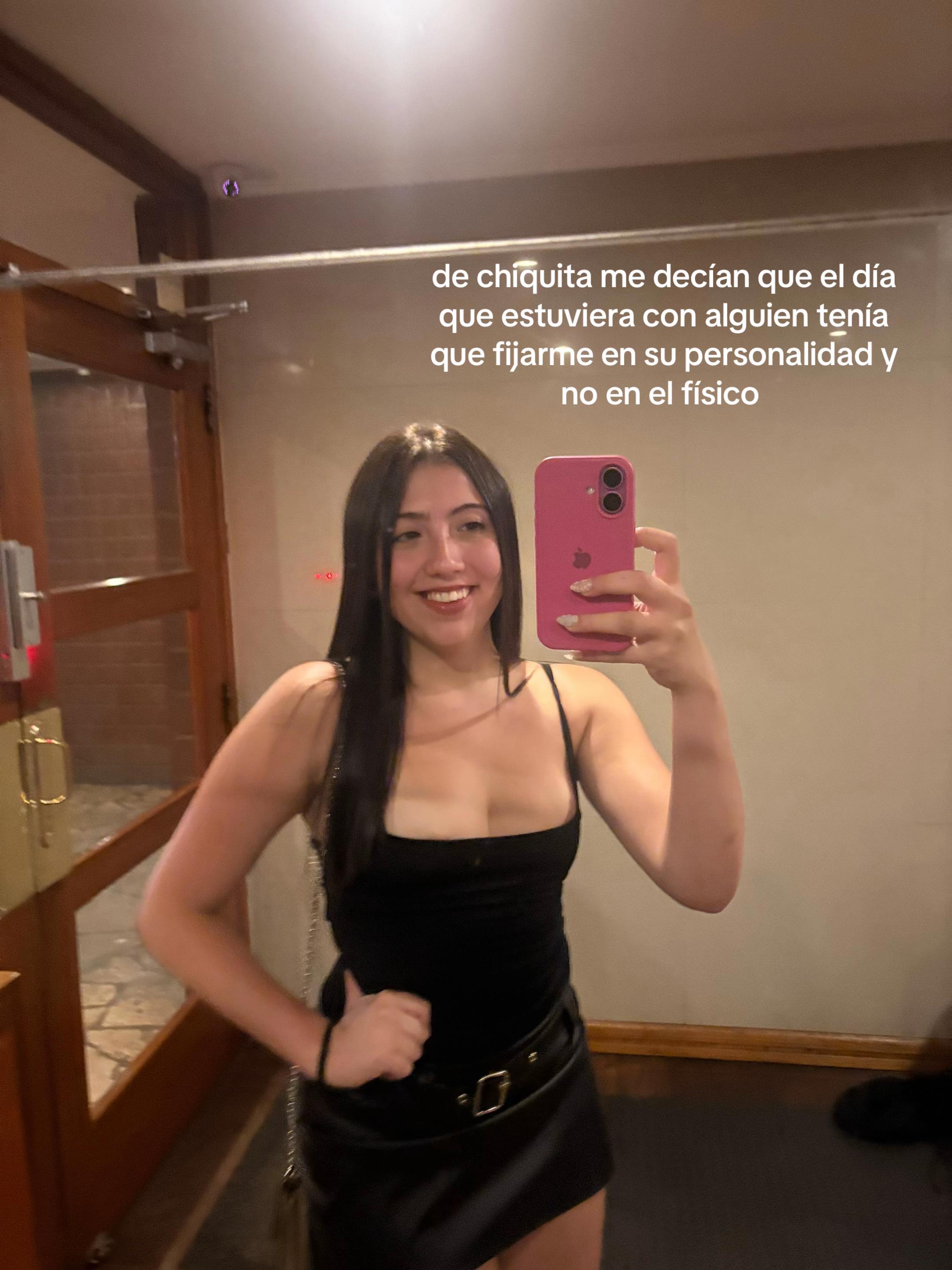 @whoisvickyy