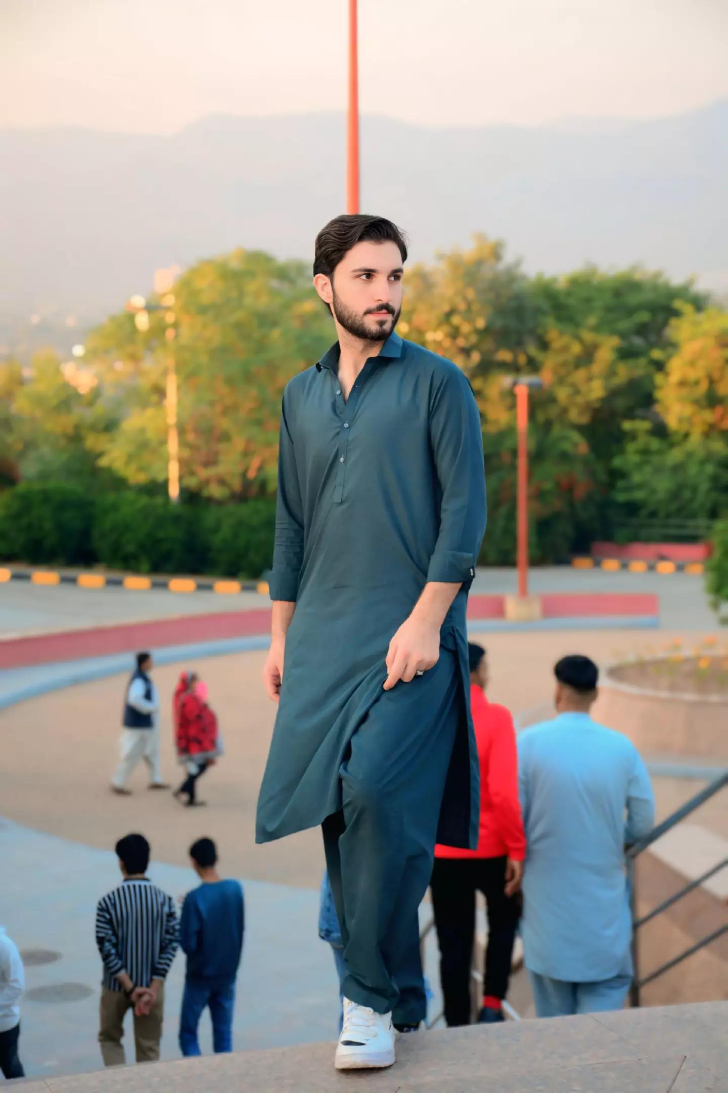 @🕊️کاشی🕊️