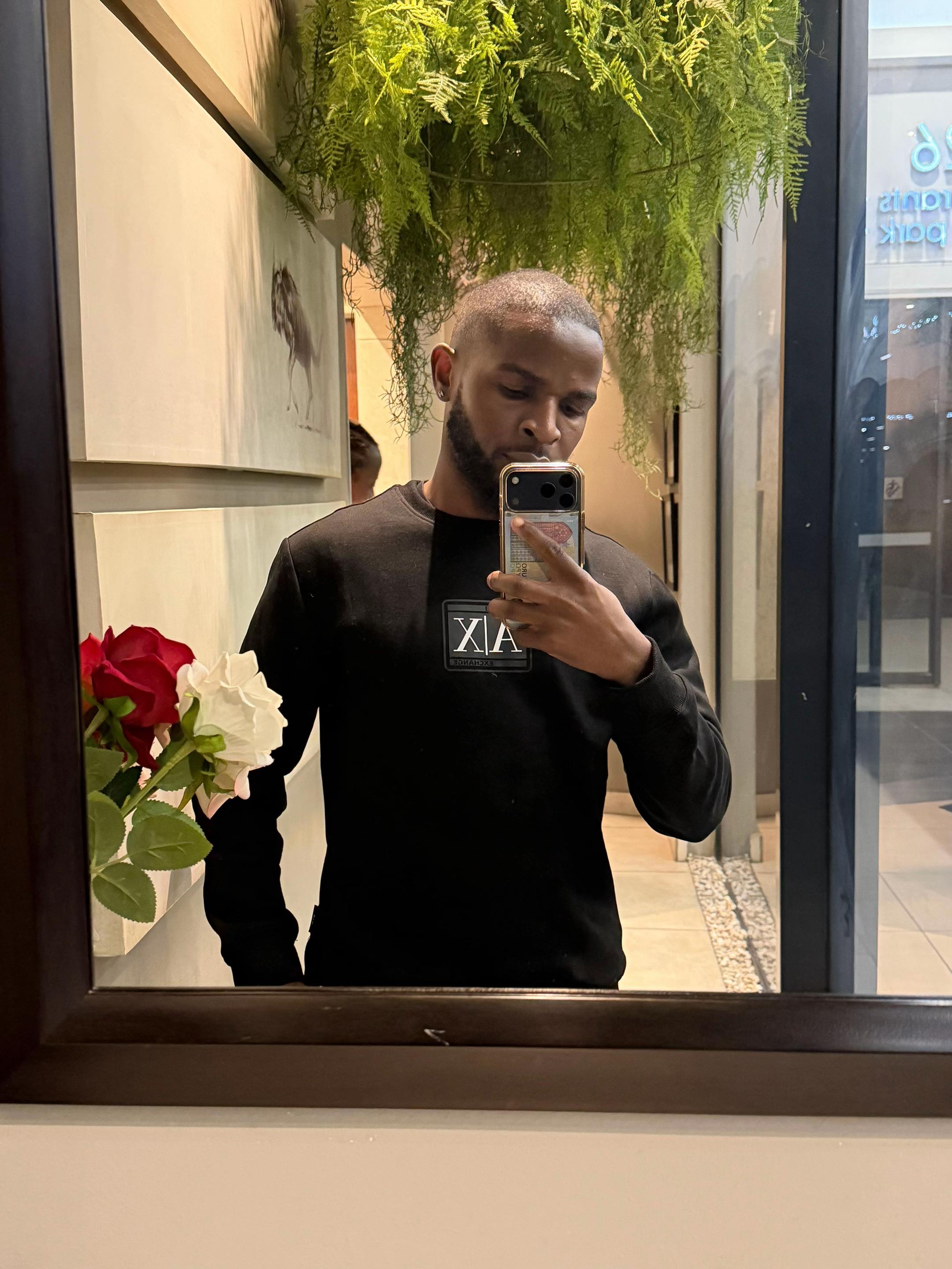 @K.N