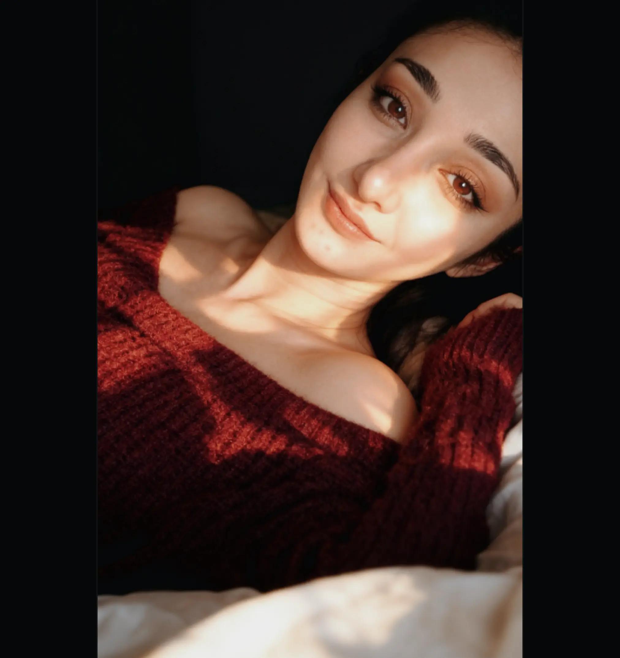 @👻