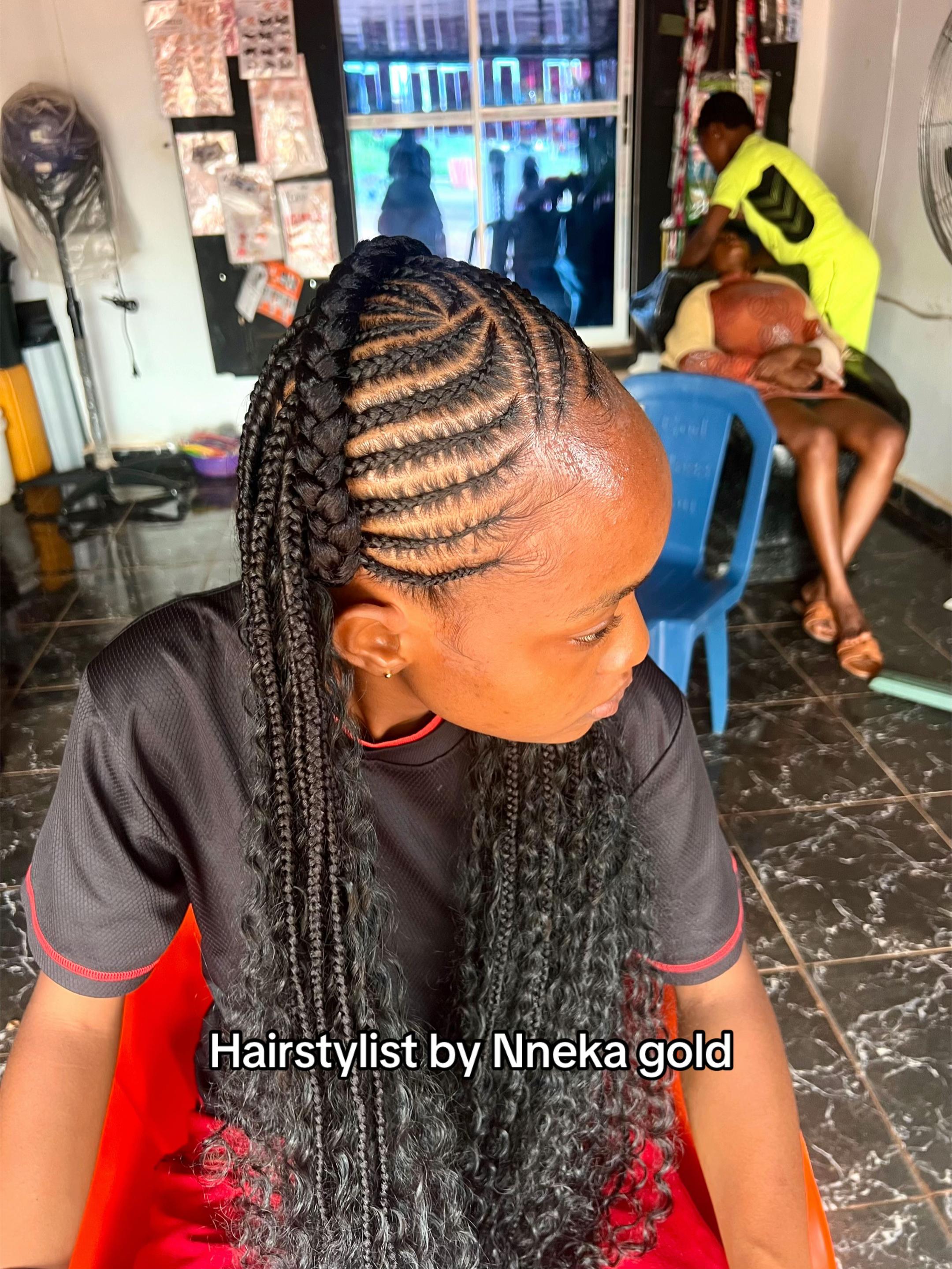 @Hairstylist by Nneka gold