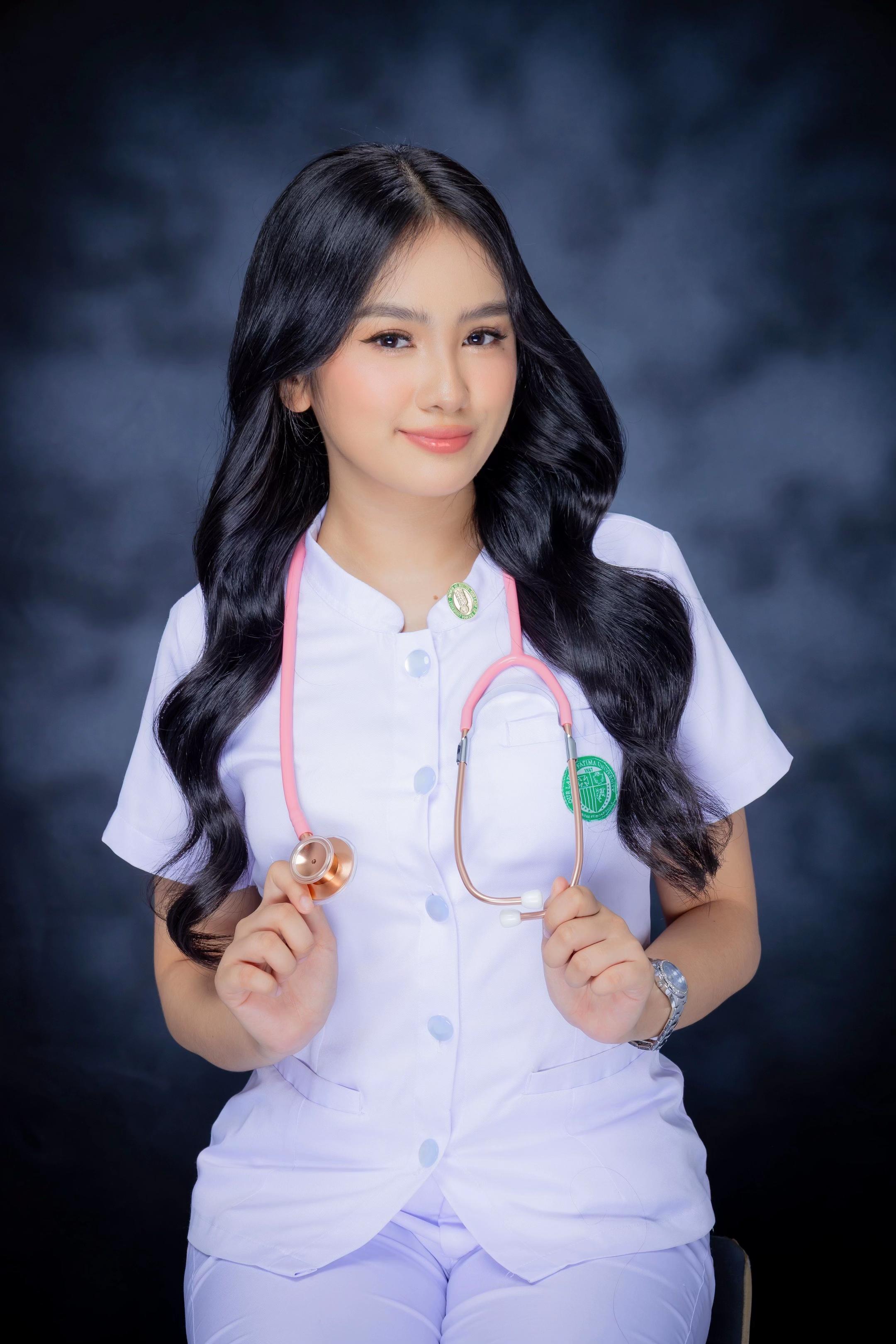 @Sofia Angel Canlapan