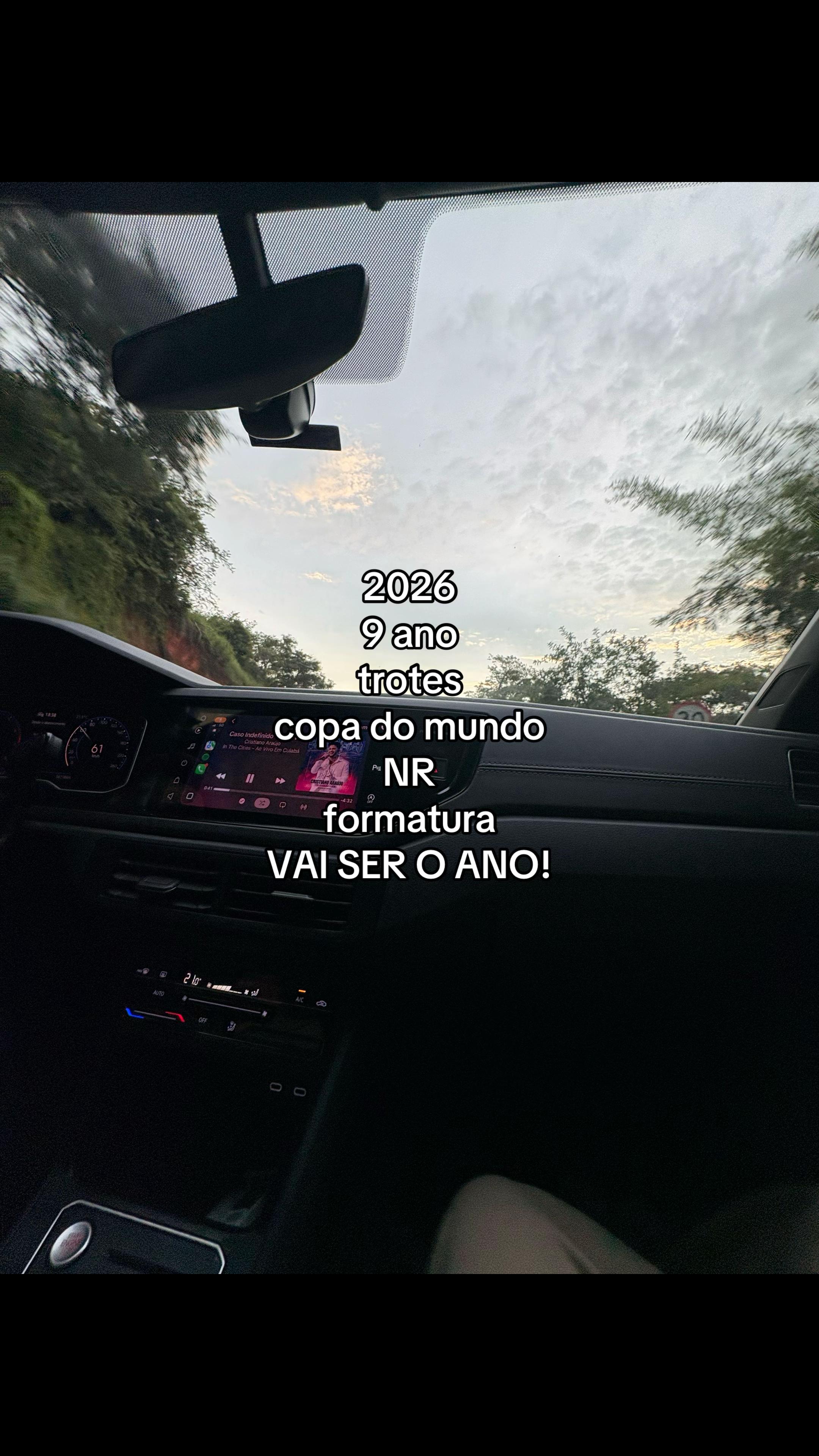 @😶🌫️