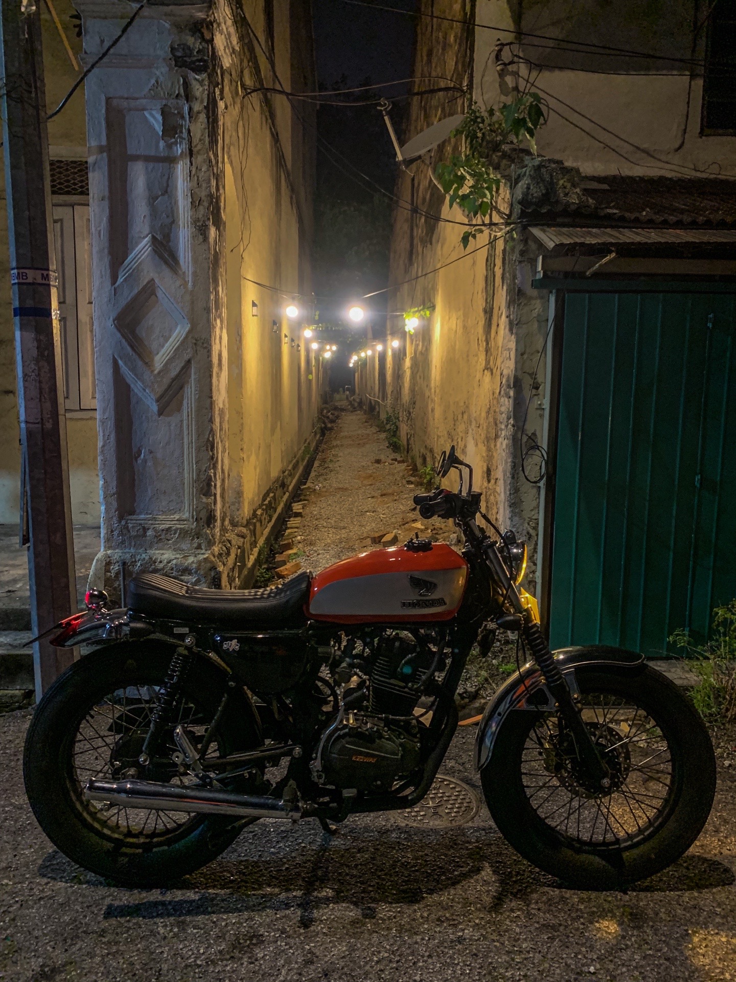 @SuisMotorcycles