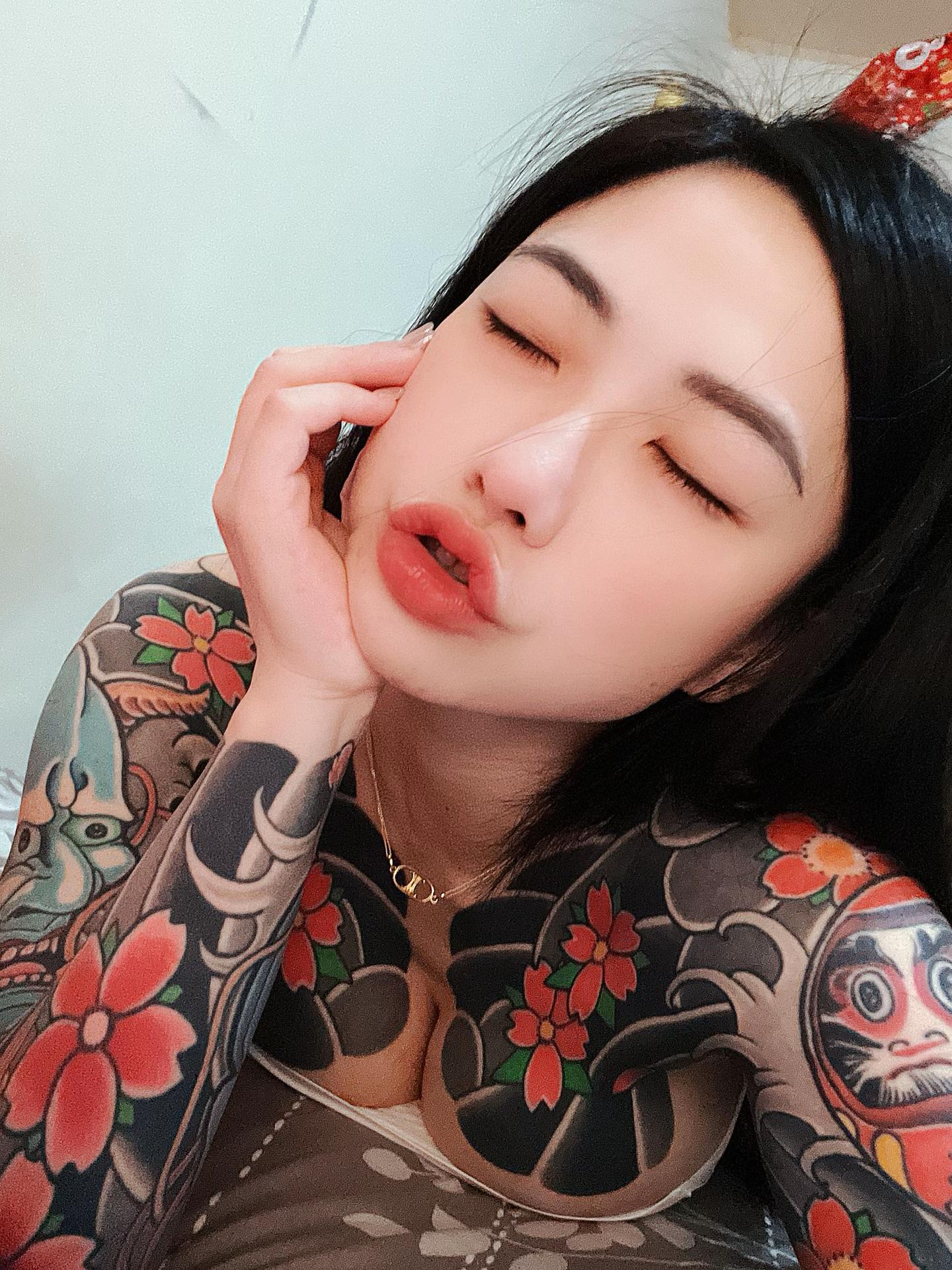 @Ting ⁰&sup2; &sup1;&sup2; 🔅 ᥫᩣ.&uml;̮