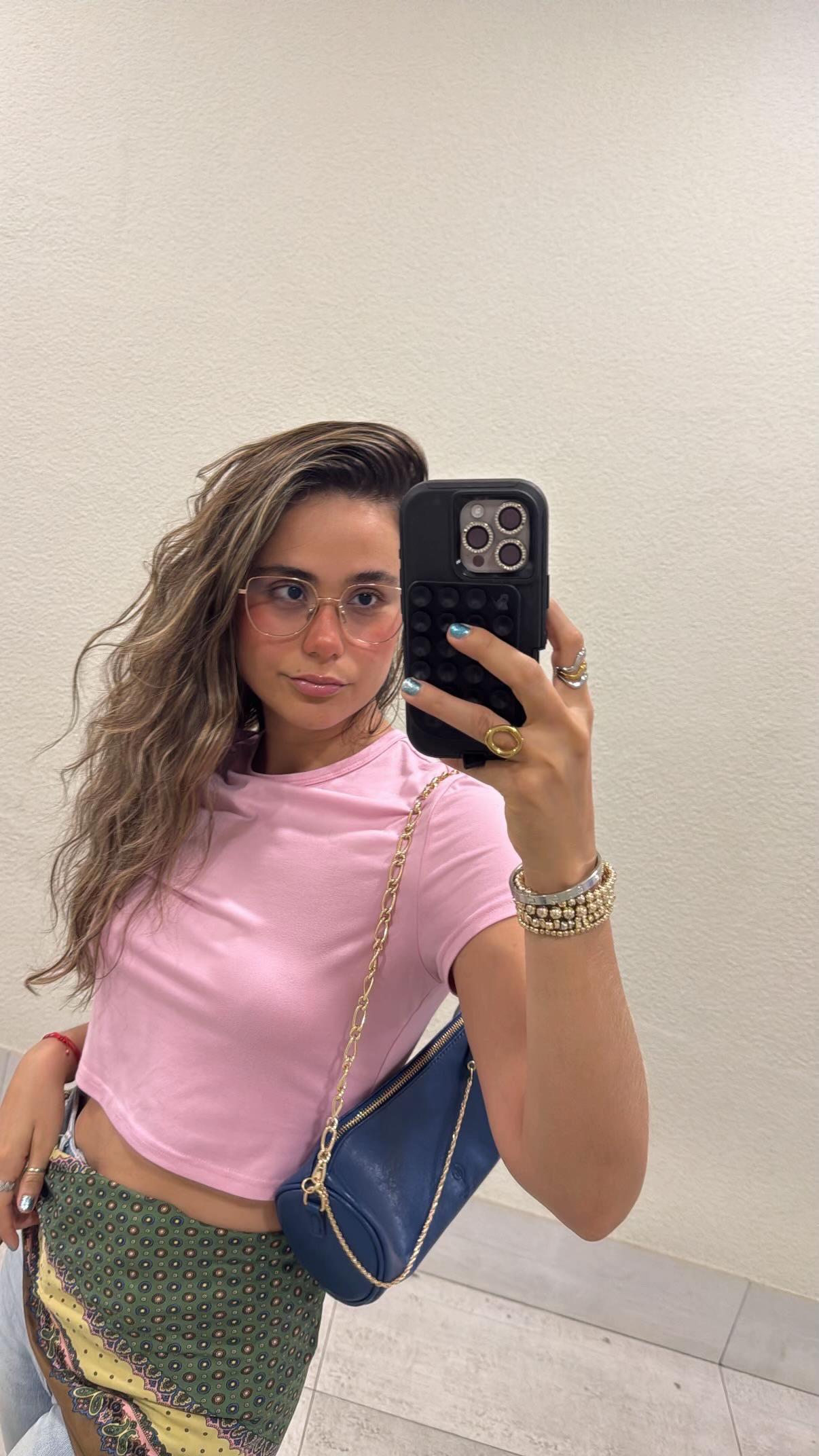 @Alison Del Valle