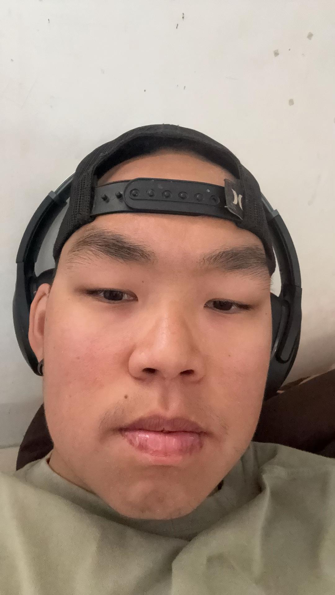 @Jr.๐ง๐