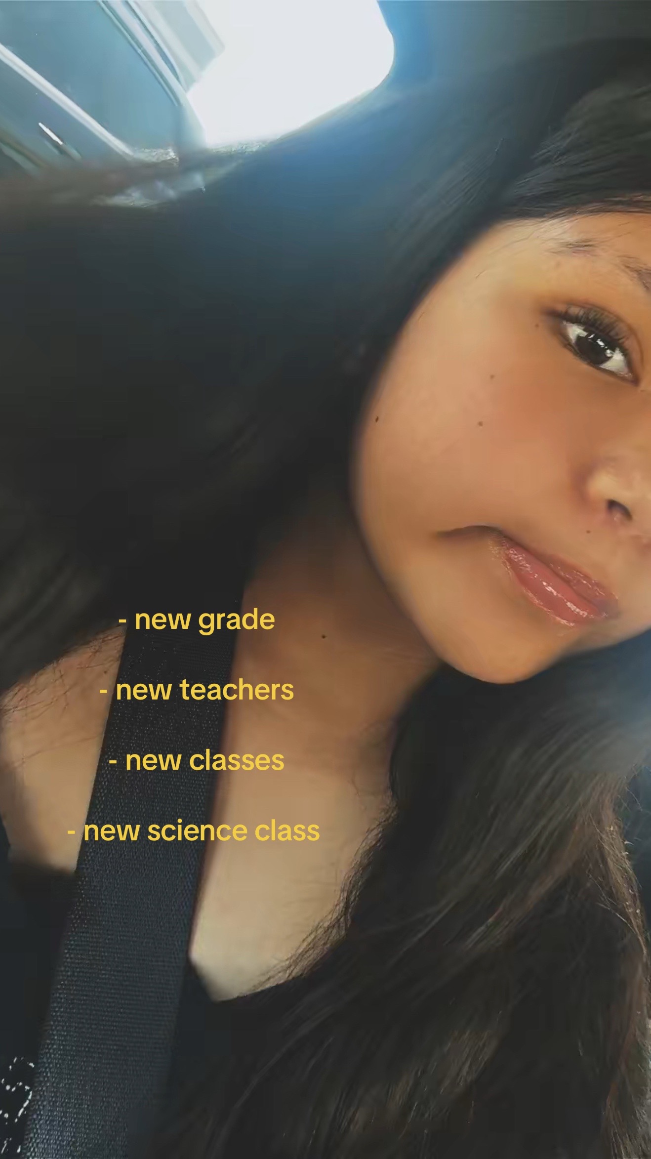 @༒