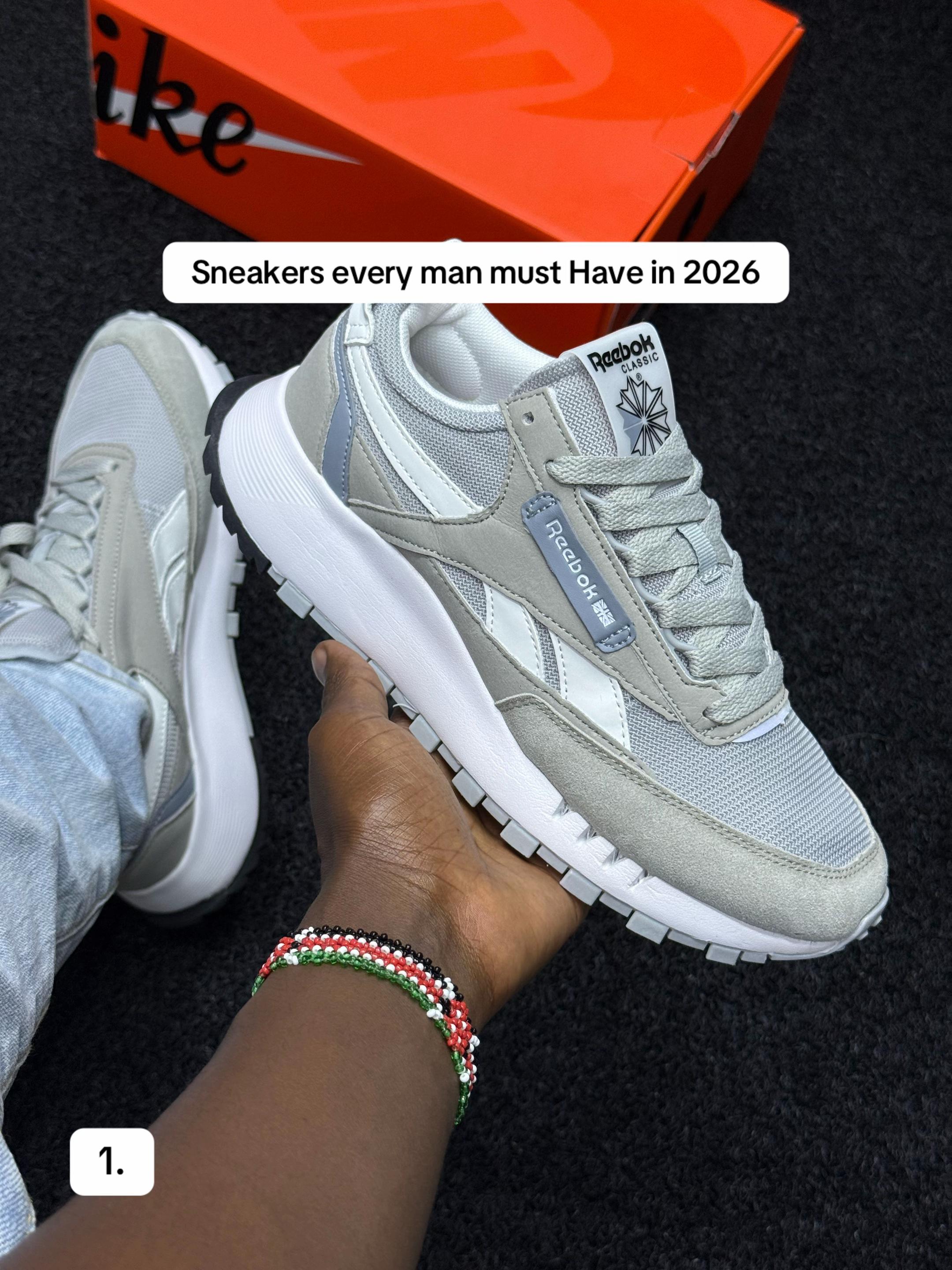 @NAIROBI SNEAKERS™️