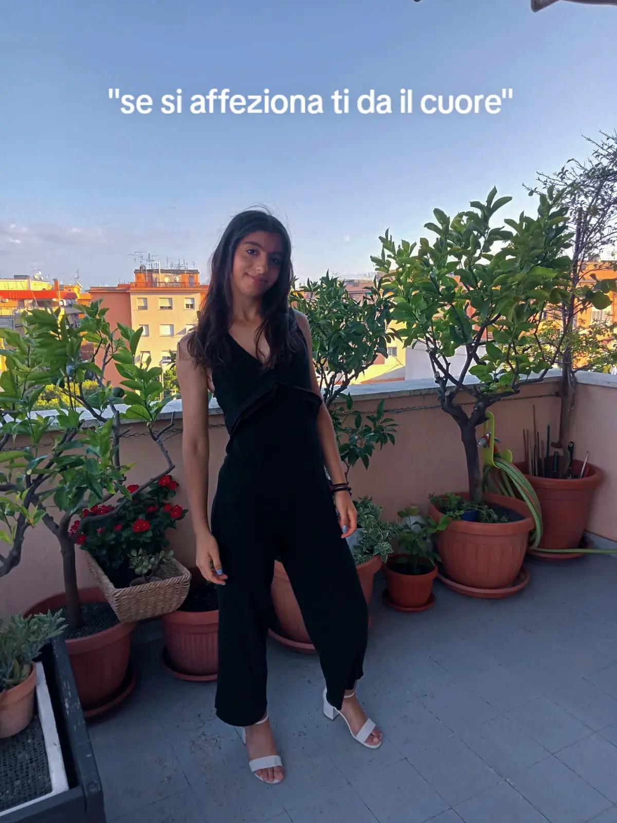 @Valee