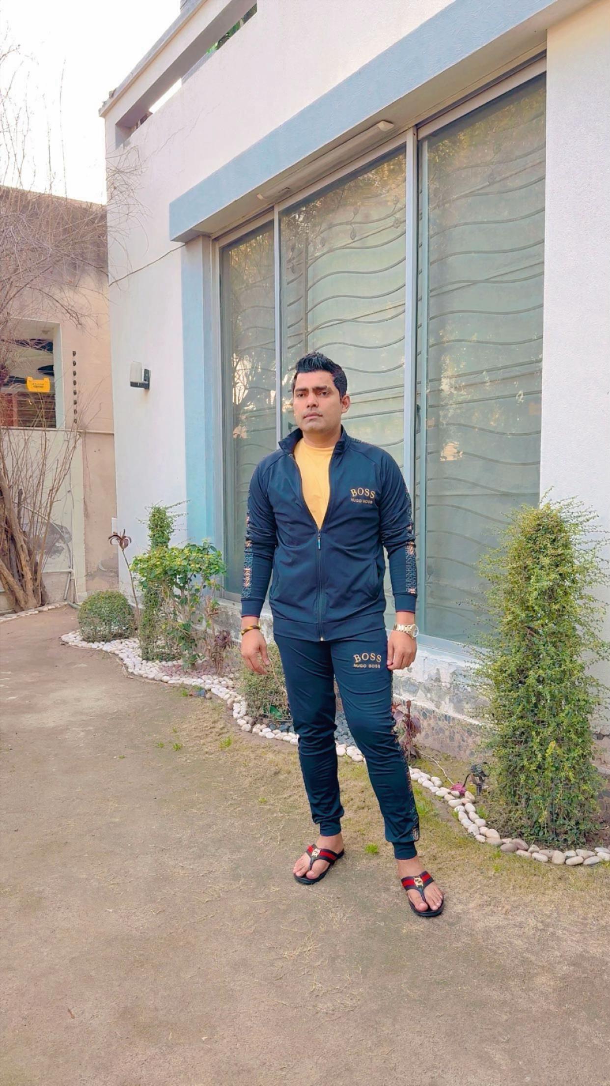 @Umar Akmal