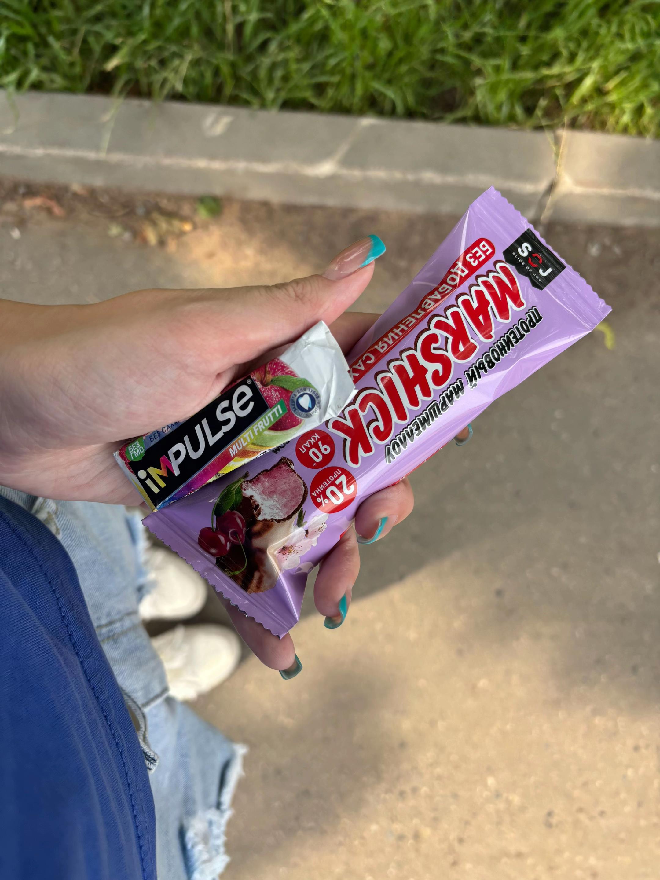 @анiчка🫰🏻
