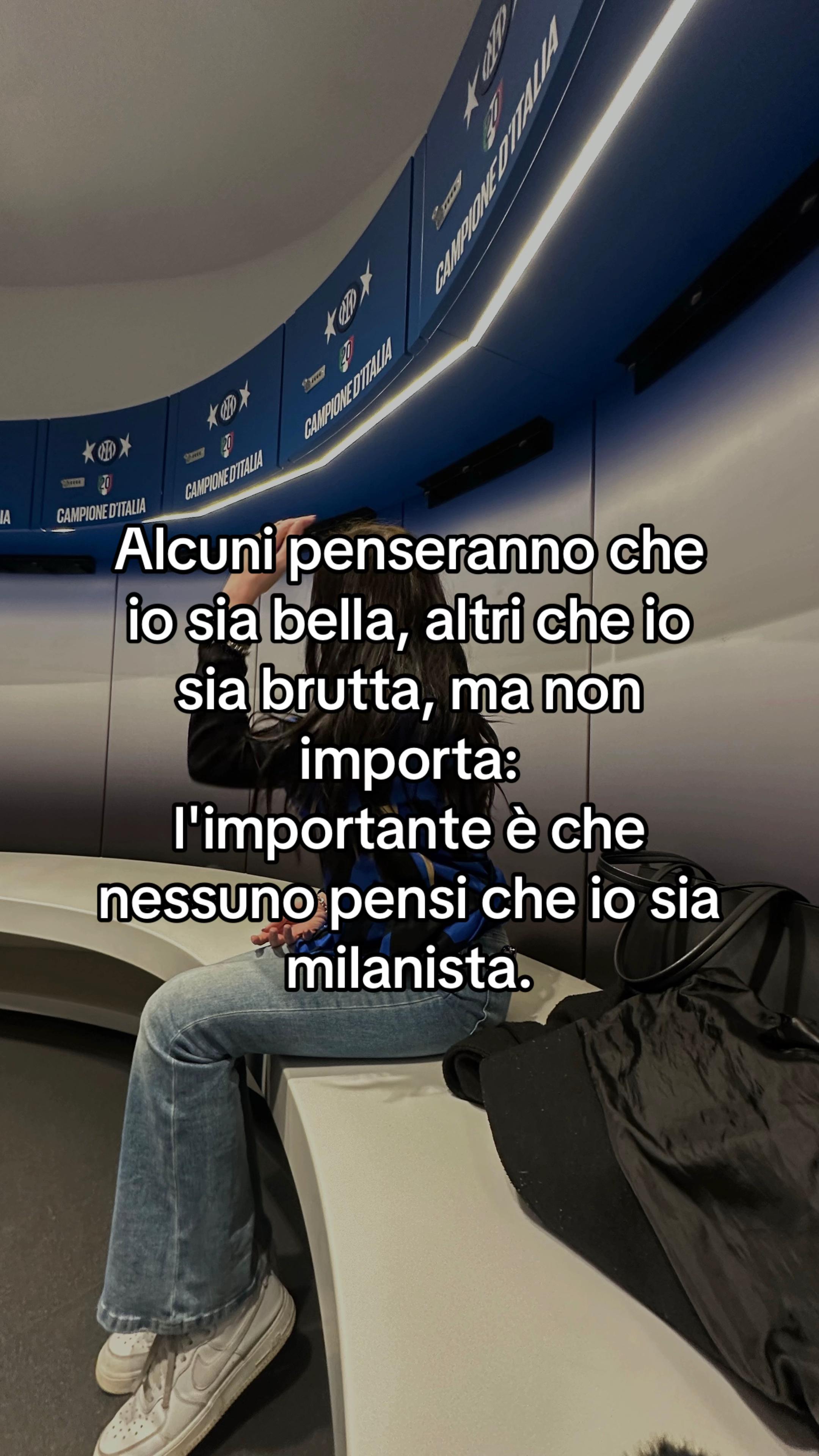 @𝒎𝒊𝒄𝒉𝒆𝒍𝒍𝒆