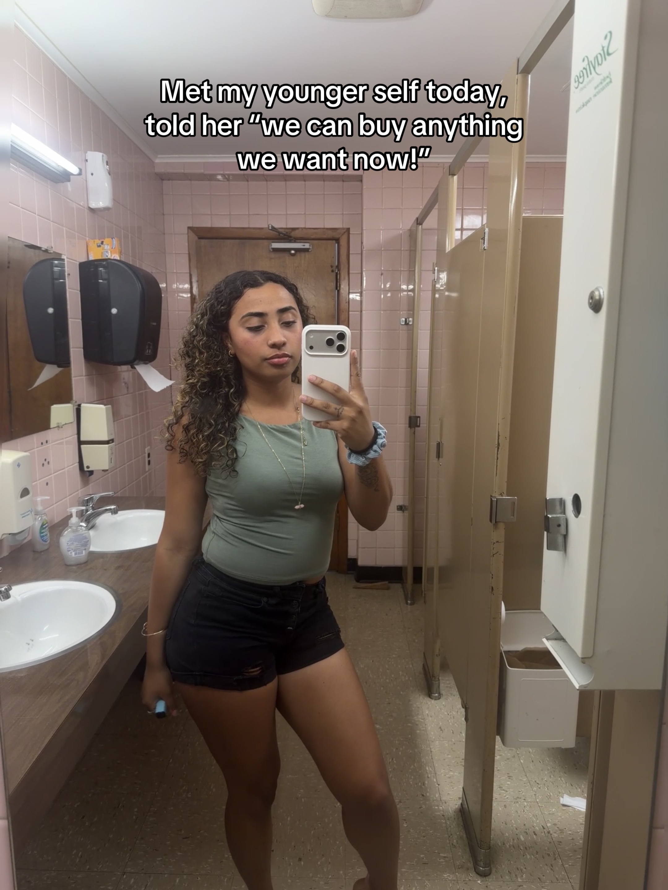 @niahunter_