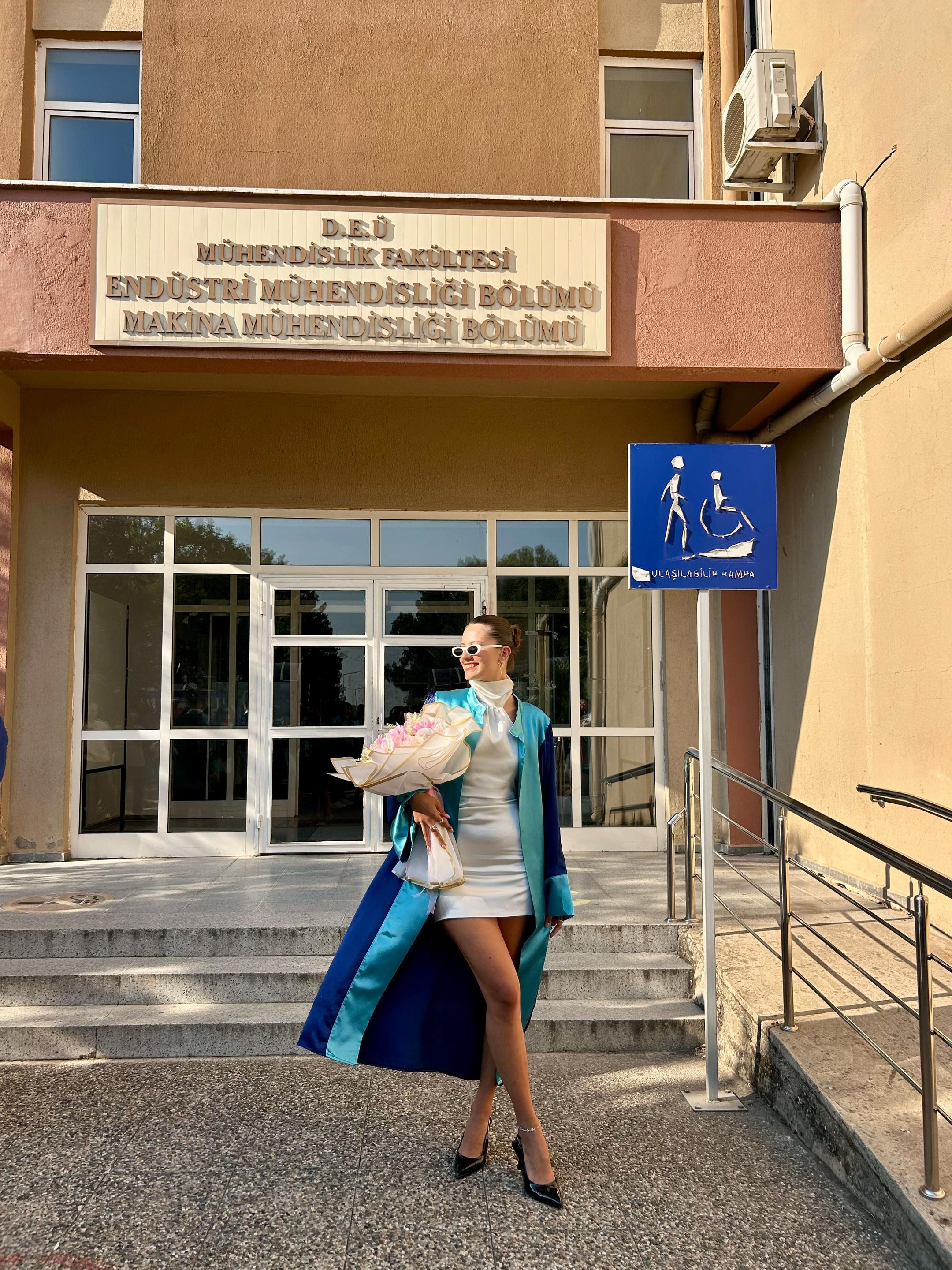 @Ece Cantürk