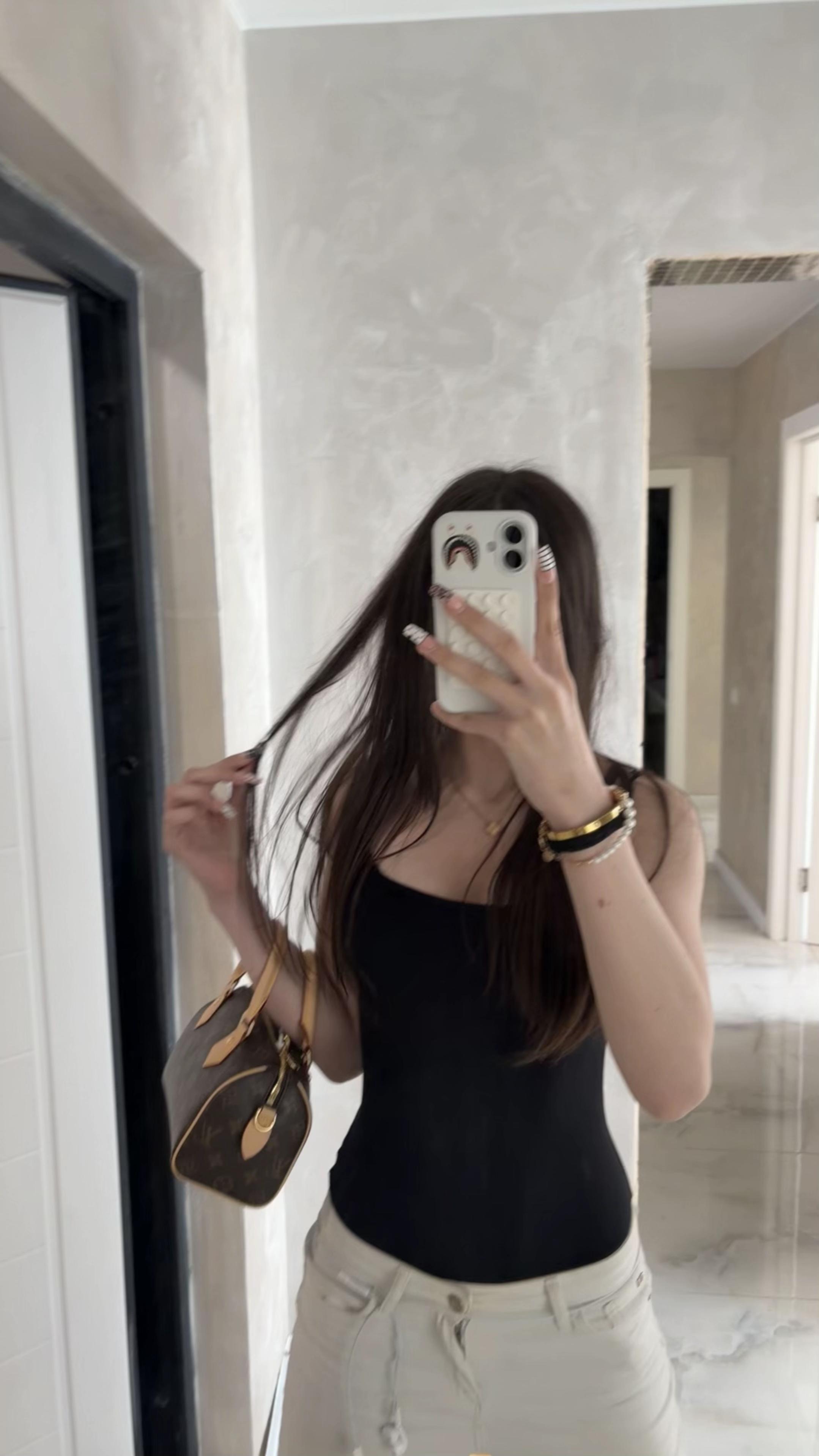 @𝓎𝒢🪽