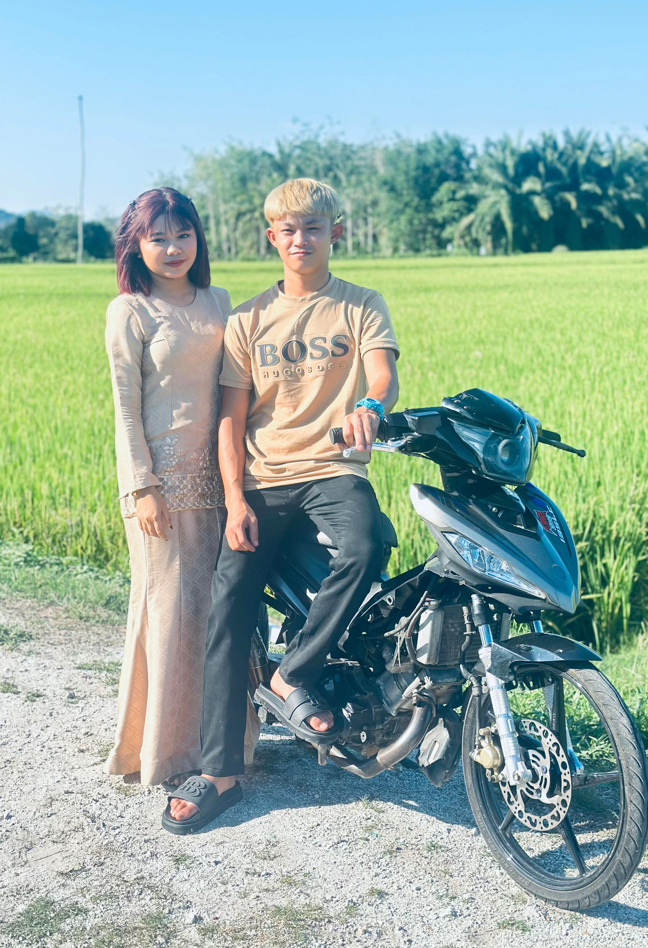 @Adik siam kia