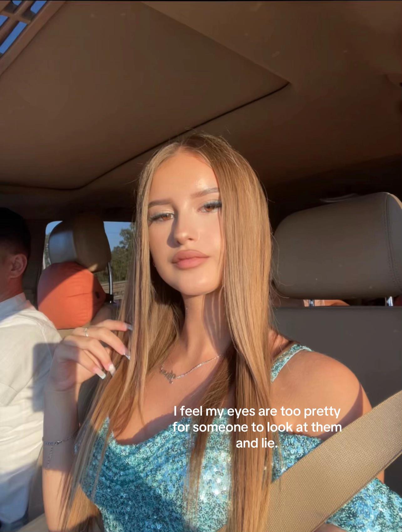 @💋